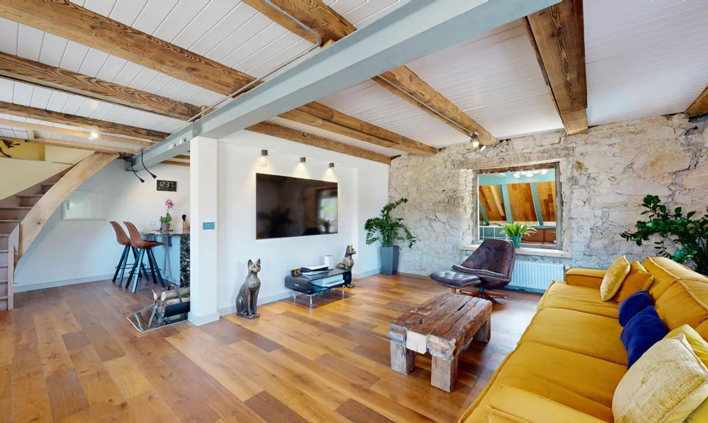 «Einfamilienhaus mit grosszügigem Garten und Einliegerwohnung» - Foto 2 von 13