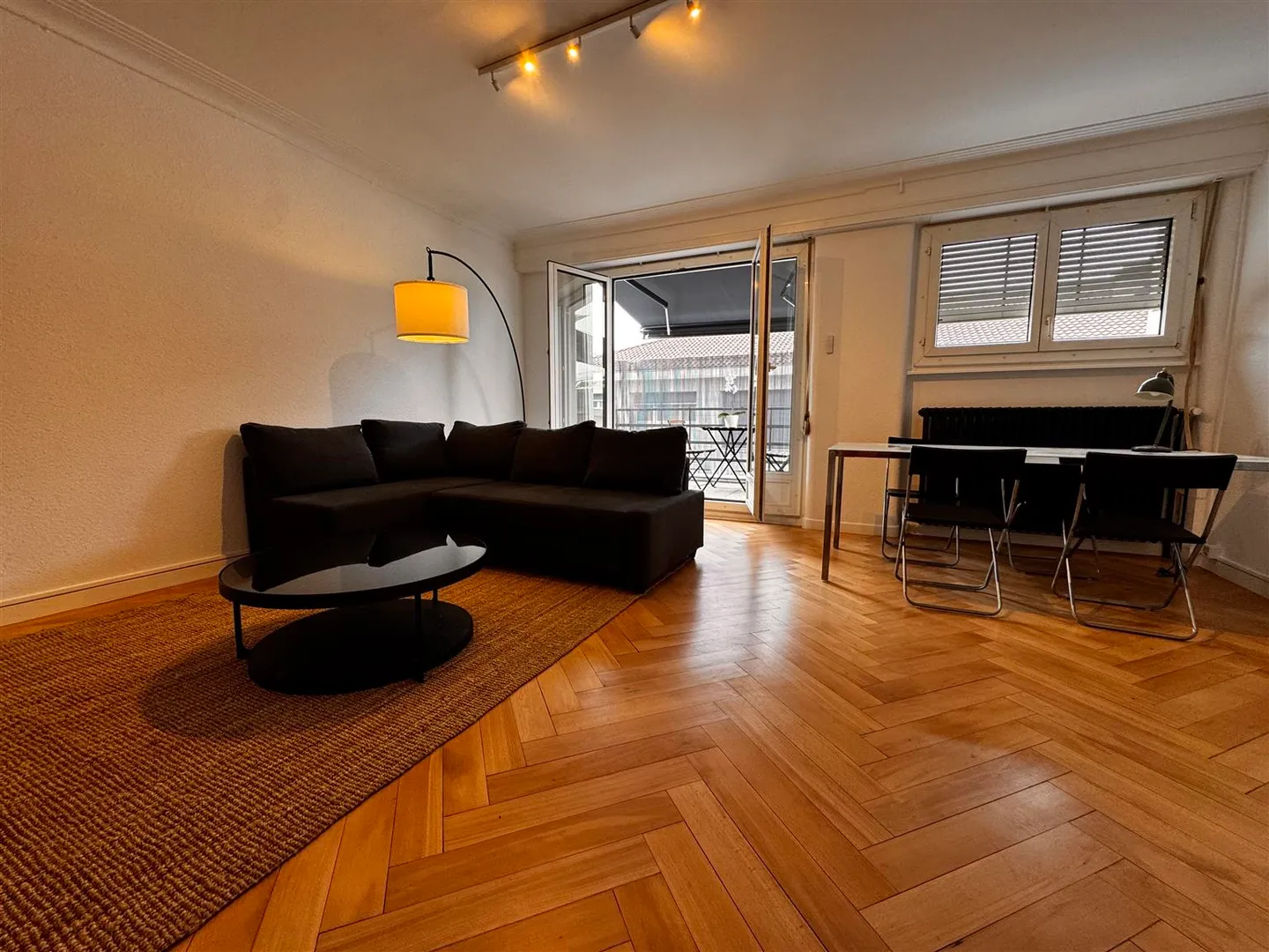 Furnished apartment for rent - Photo 1 of 7