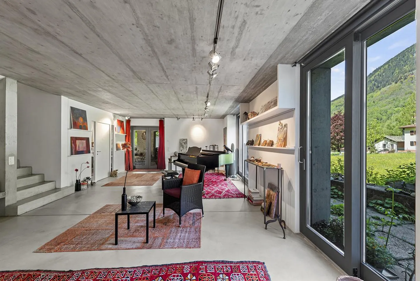 Discover peace and style in Bergell - Photo 5 of 7