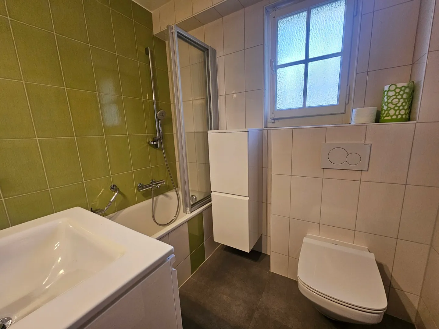 Row house for sale - Photo 7 of 13