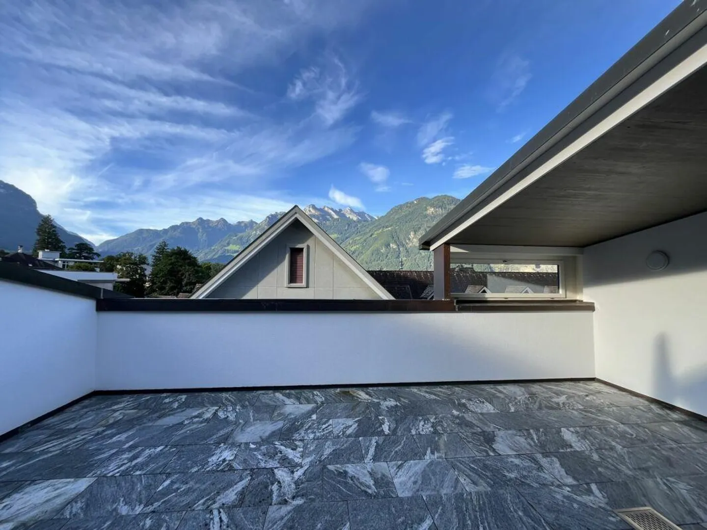 Vivere esclusivo nel cuore di Altdorf - Foto 1 di 10