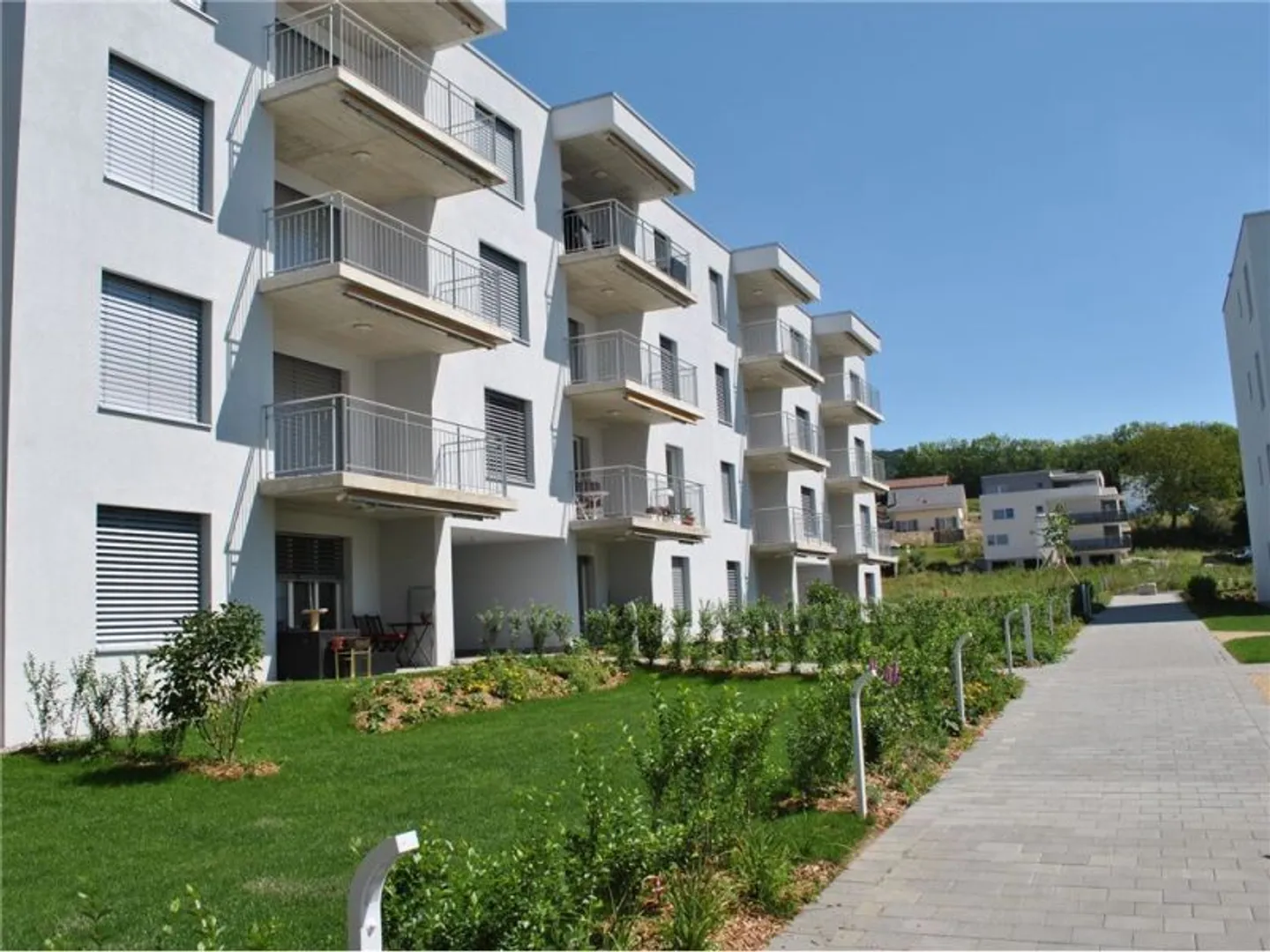 Spacious Apartment with Balcony - Photo 2 of 6