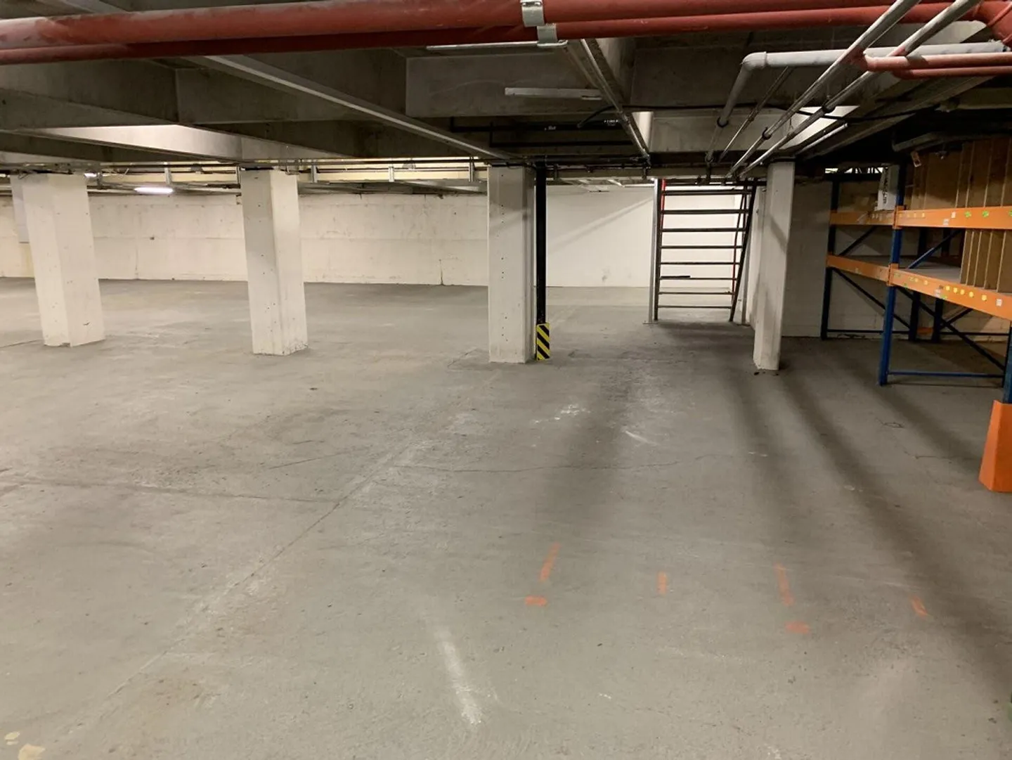Area di stoccaggio e logistica con carroponte e accettazione merci a Villme... - Foto 13 di 13