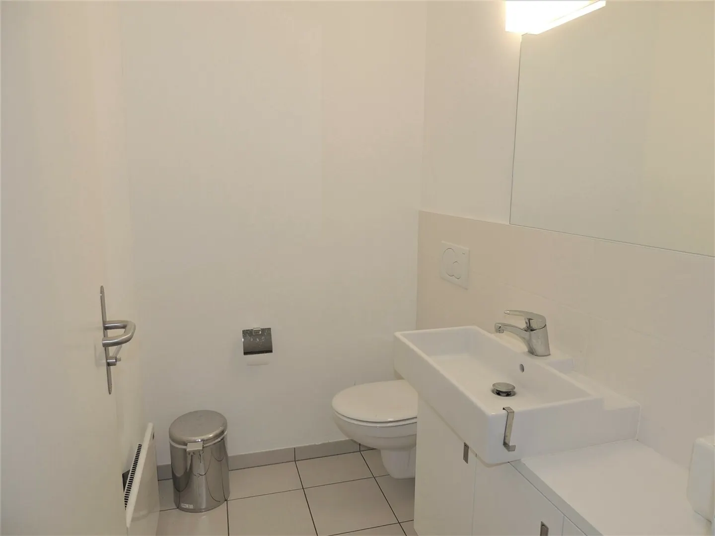 GERÄUMIGES BÜRO MIT GARTEN IN SORENGO - Foto 10 von 11