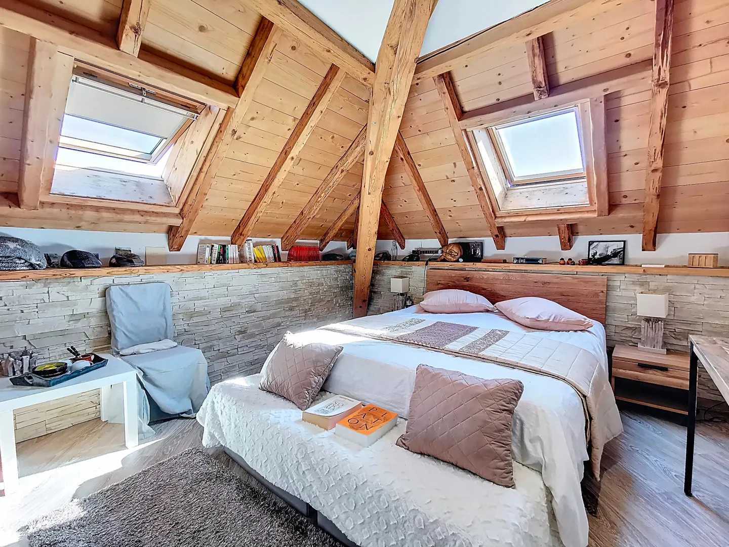 Charming duplex with a view of the Dents du Midi! - Photo 7 of 8