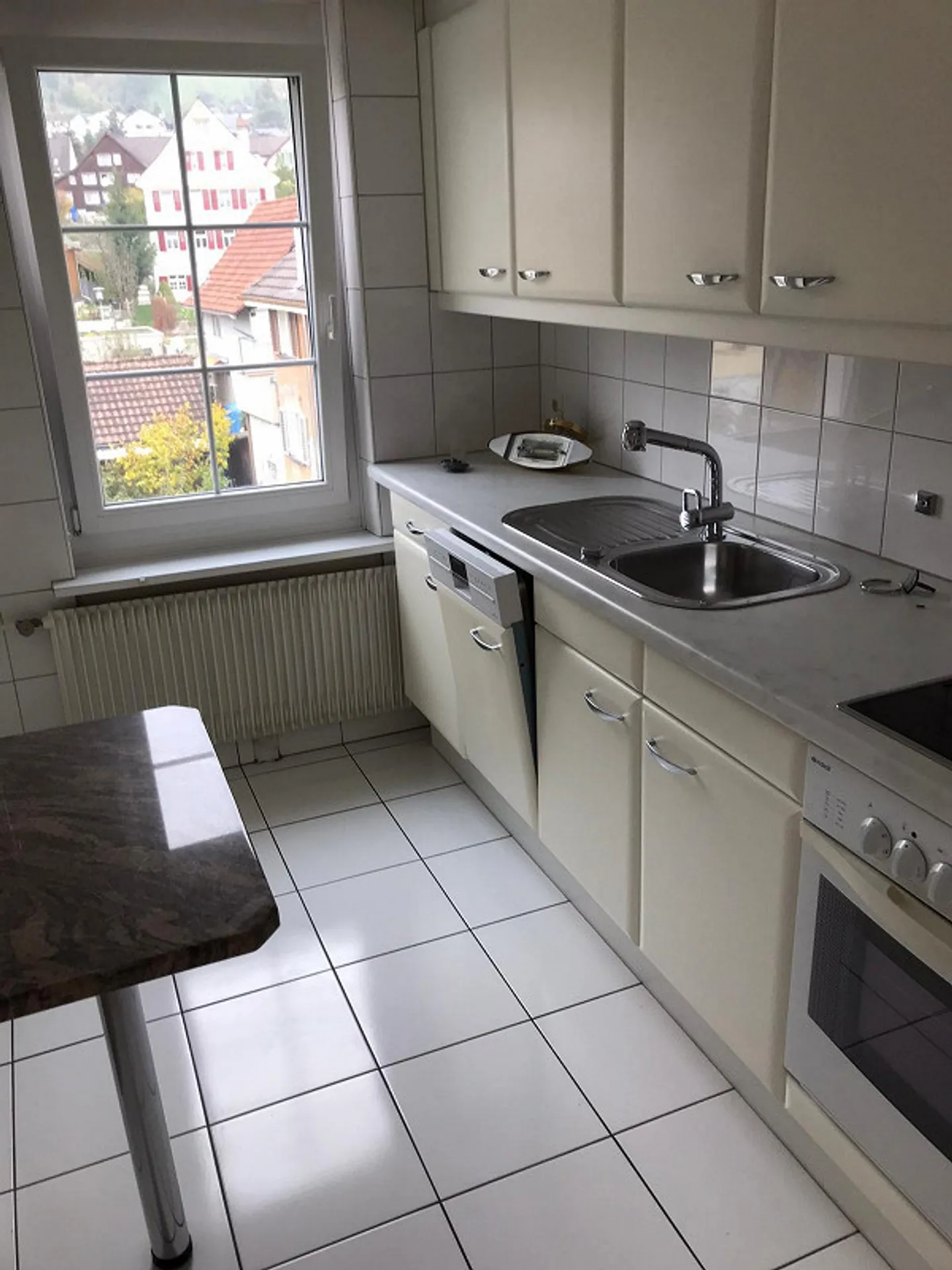 Bel appartement de 3,5 pièces à louer, situé au centre - Photo 4 sur 10