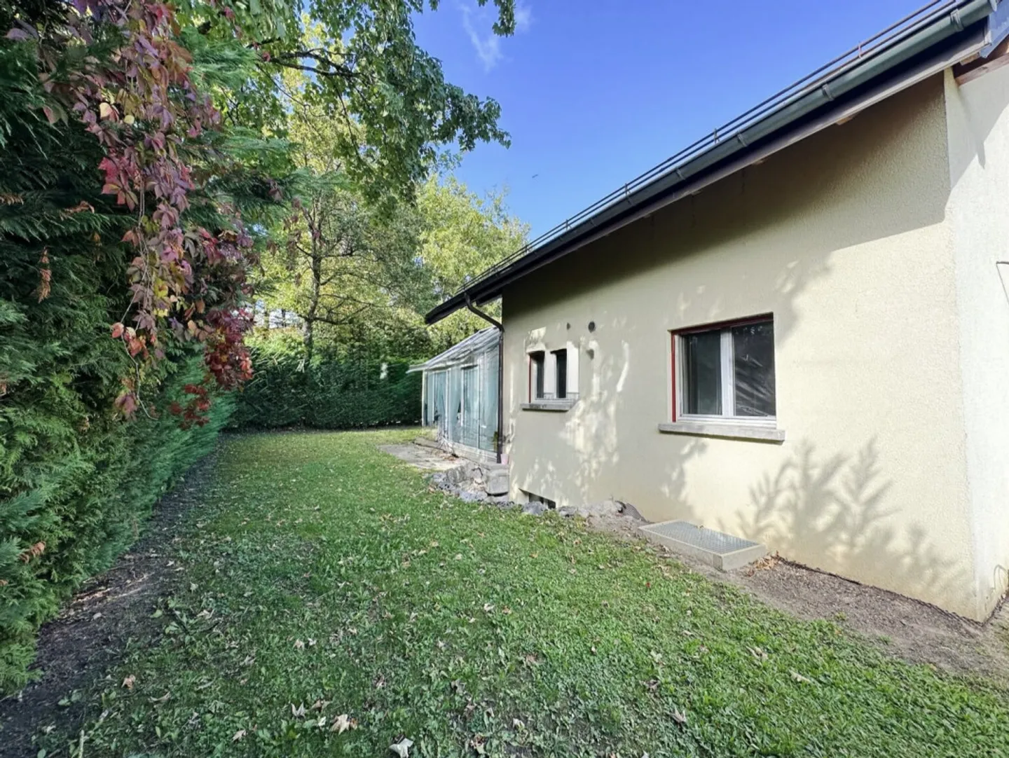 House on the Heights of Chambésy - Photo 3 of 14