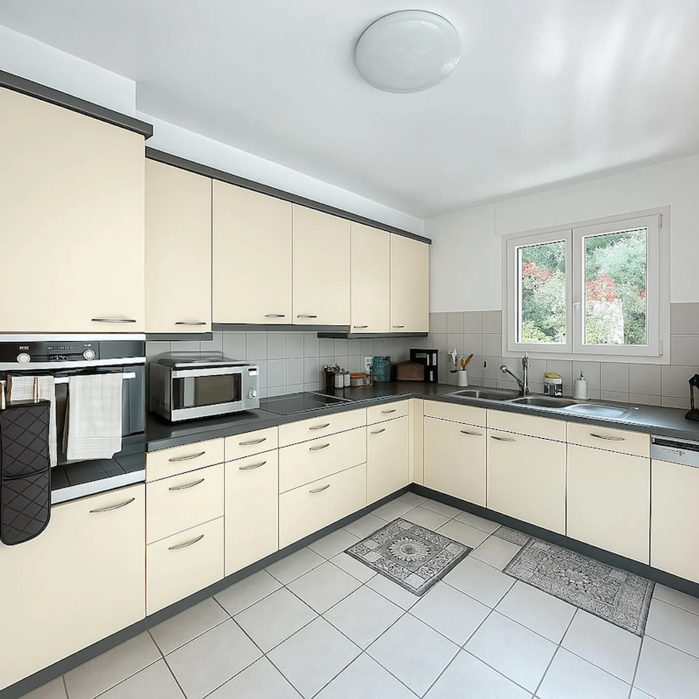 House on the Heights of Chambésy - Photo 8 of 14