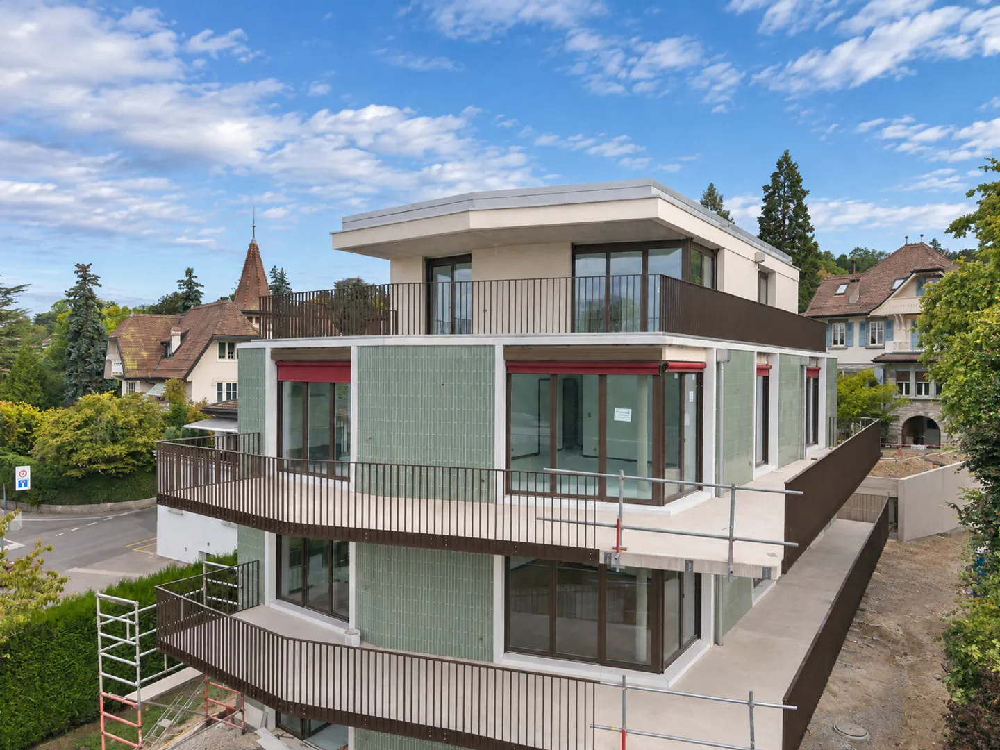 Spacious Apartment in Pully - Photo 1 of 17