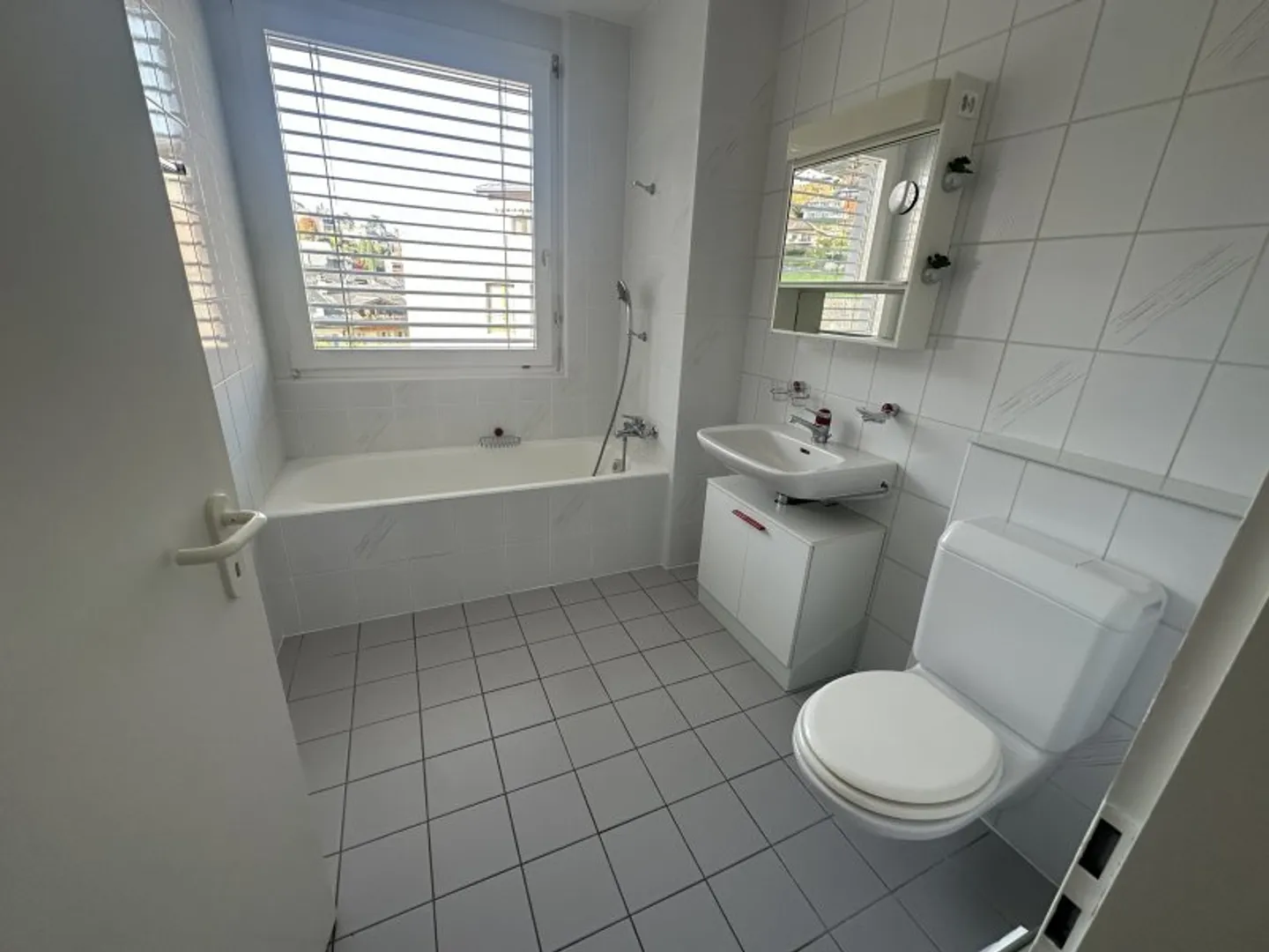 05107 - 4.5 Room Apartment - Rue du Château-Vieux 5 - Monthey - Photo 8 of 8