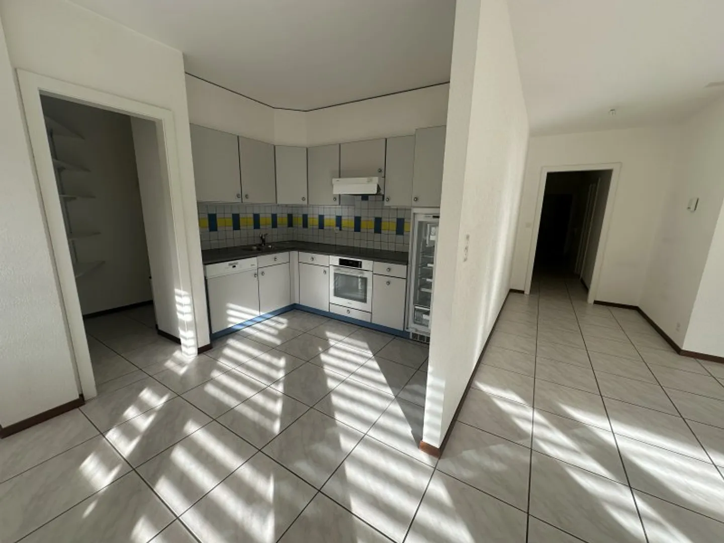 05107 - 4.5 Room Apartment - Rue du Château-Vieux 5 - Monthey - Photo 6 of 8