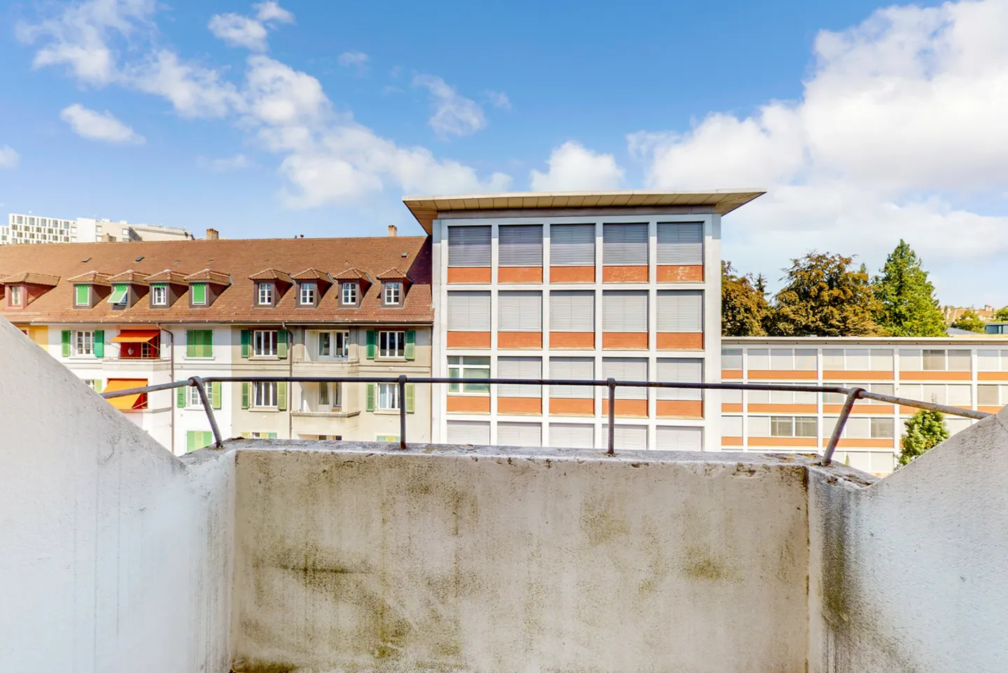 Your new home on Effingerstrasse is waiting for you! - Photo 9 of 9