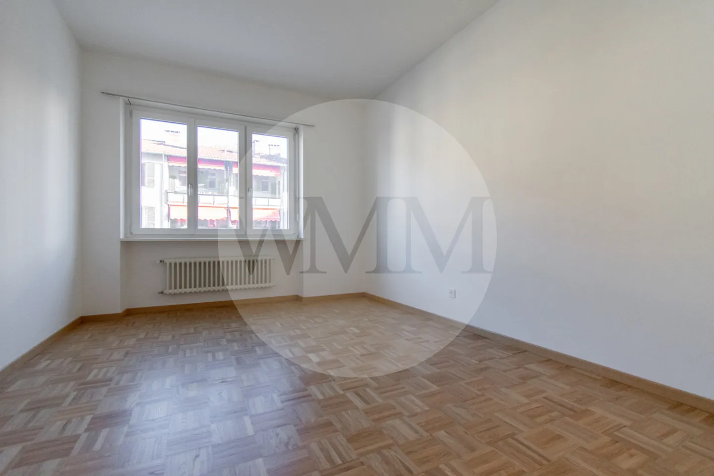 COMFORTABLE AND SPACIOUS 3.5 ROOMS IN A WELL-SERVED AREA - Photo 6 of 6