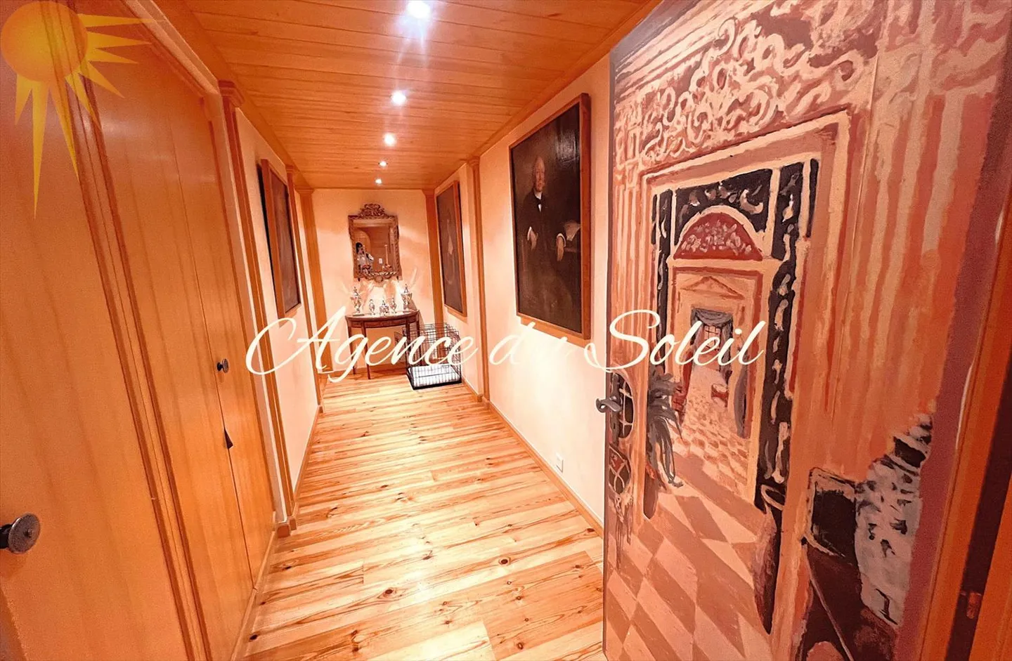 Magnifica proprietà con 4,5 vani + 3,5 vani + stanza di servizio, giardino, piscina privata nel cuore di Crans! - Foto 7 di 13
