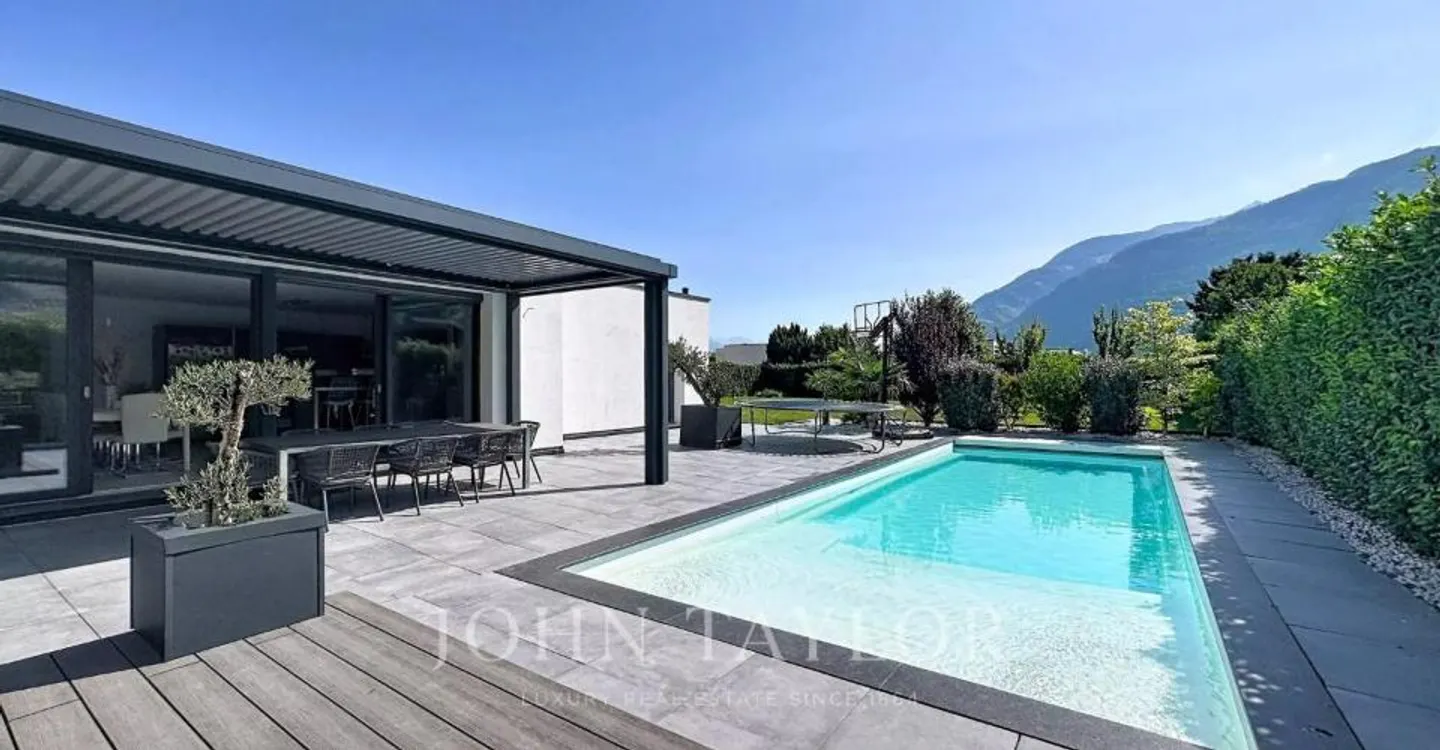 Villa contemporaine avec piscine - Photo 8 sur 9
