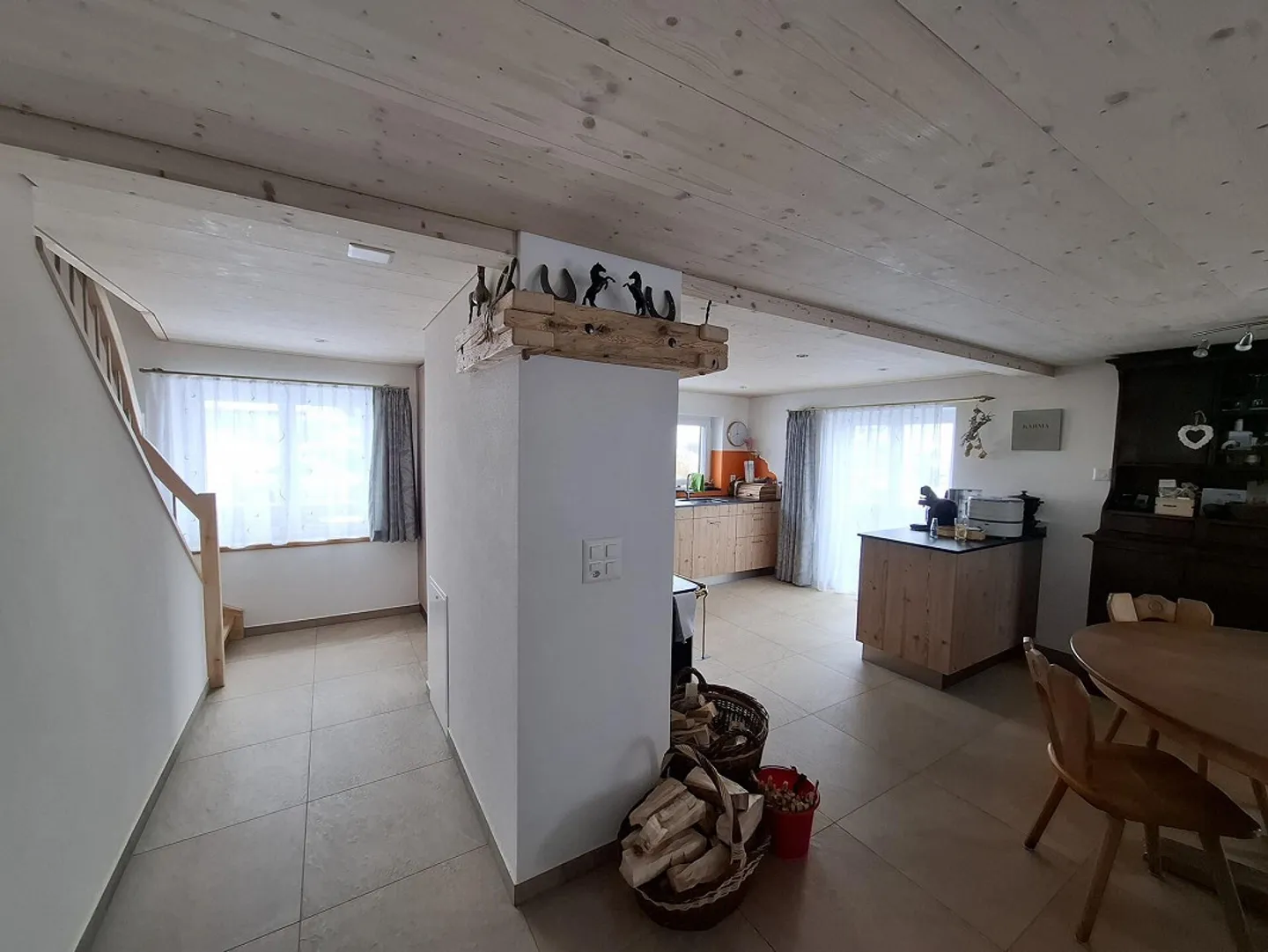 Chalet de rêve Maison individuelle avec studio séparé à Tramelan - Photo 9 sur 15