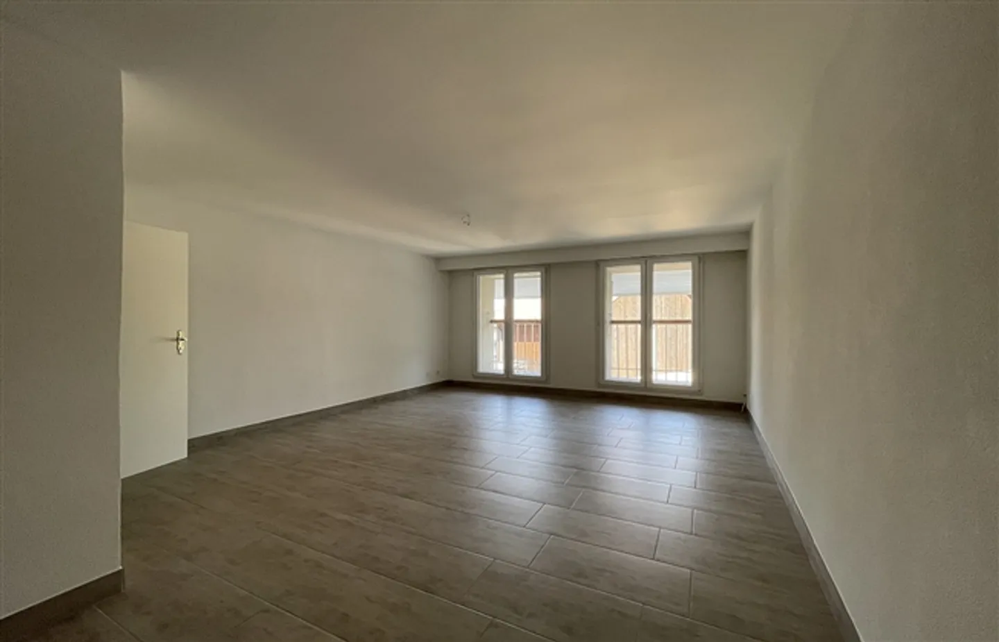 «3.5 Zimmer Triplex-Wohnung im Erdgeschoss mit Garage inklusive» - Foto 8 von 10