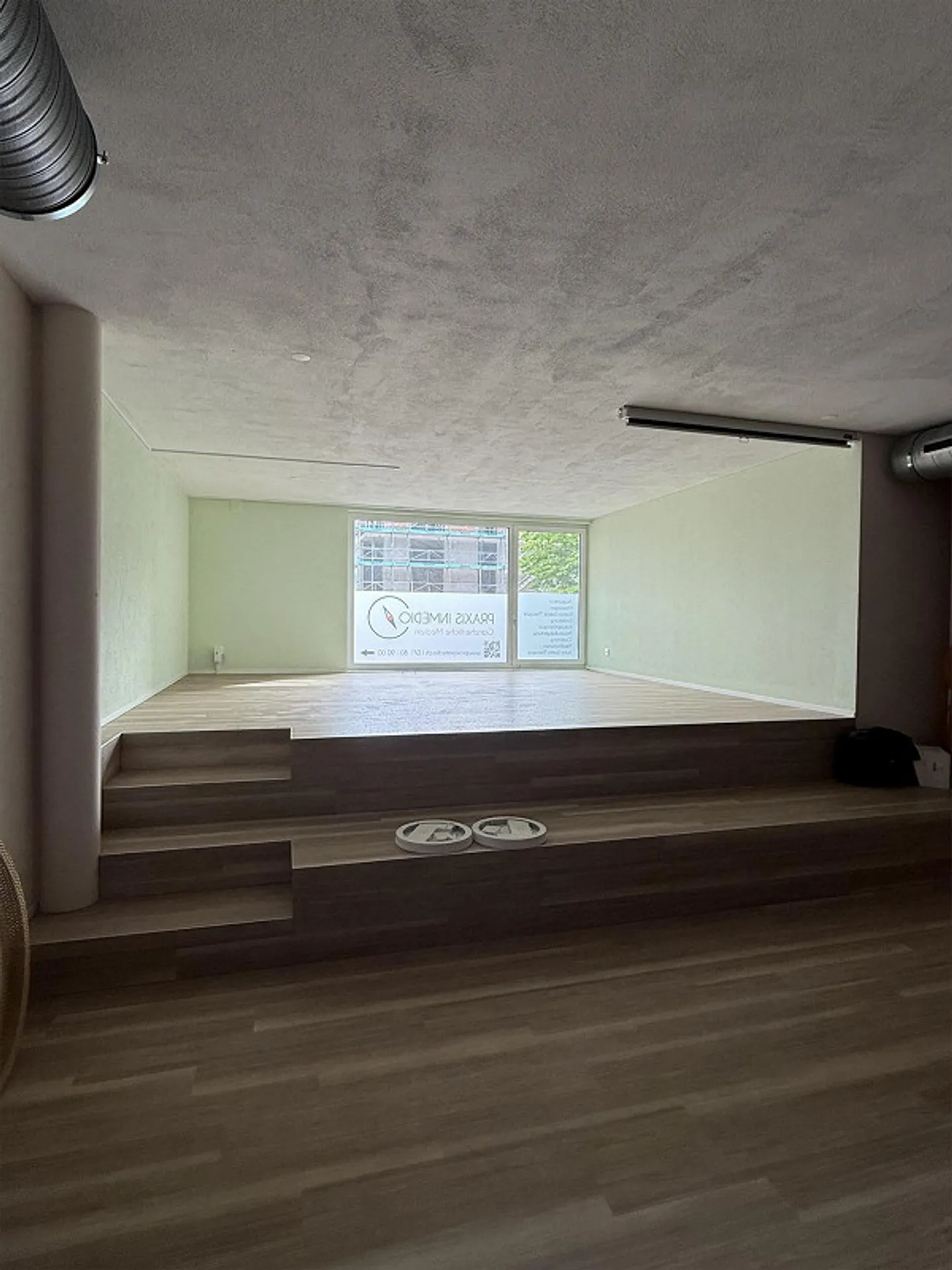 Practice or commercial premises for rent (139m²) - Photo 1 of 10