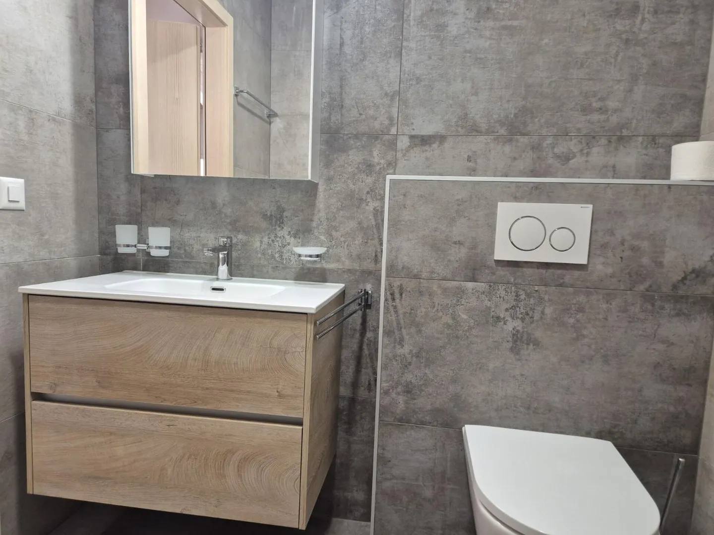 Wunderschöne Penthousewohnung mit 4,5 Zimmern - Foto 8 von 10