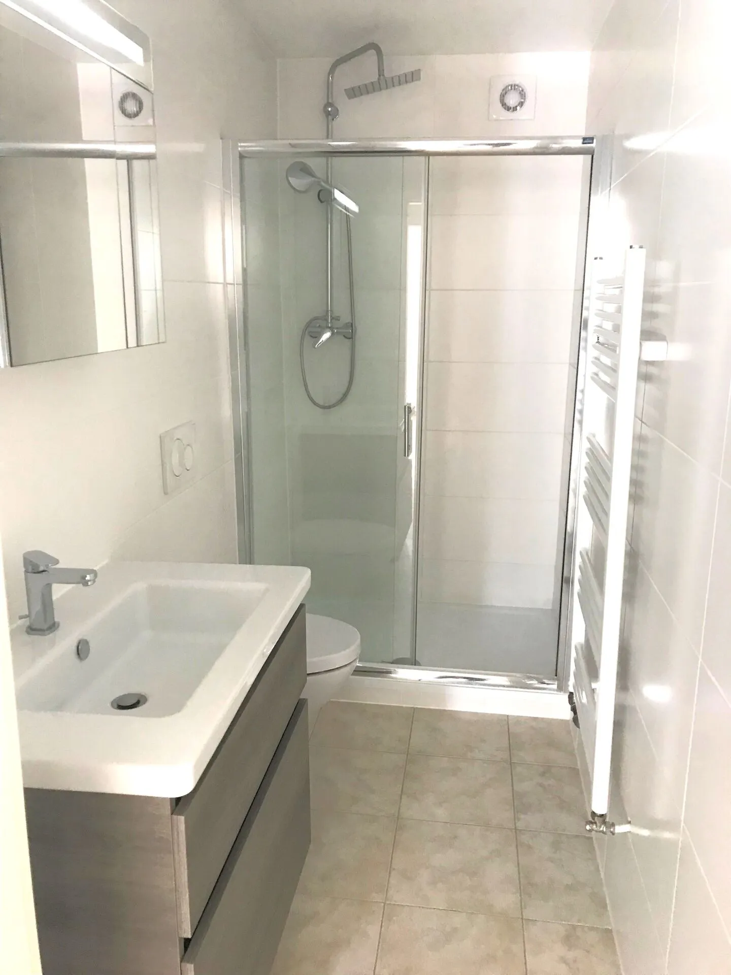 St-Imier, splendido appartamento di 2,5 locali al piano terra - Foto 4 di 5