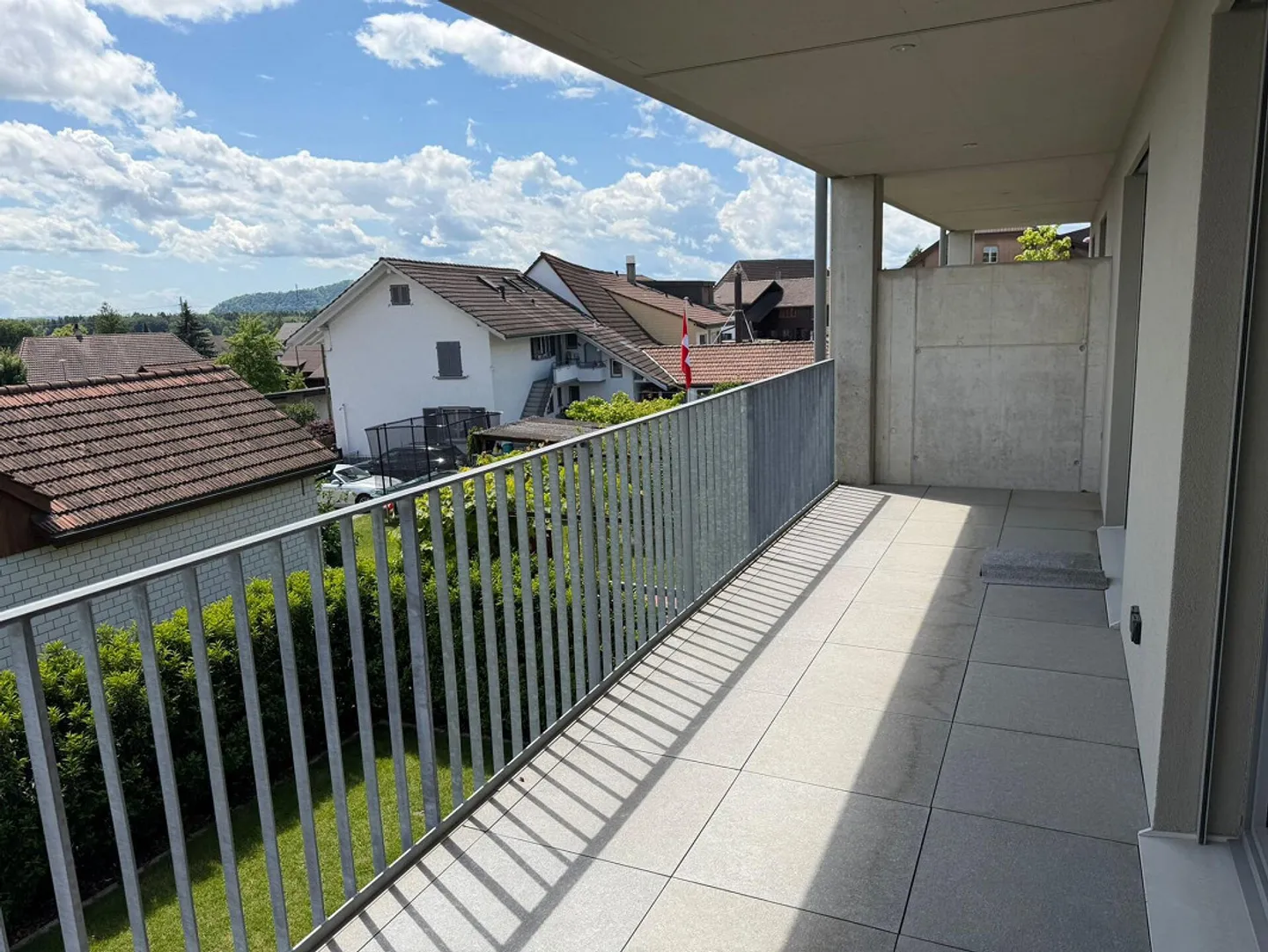Casa a schiera moderna con vista sulle Alpi - Foto 23 di 24