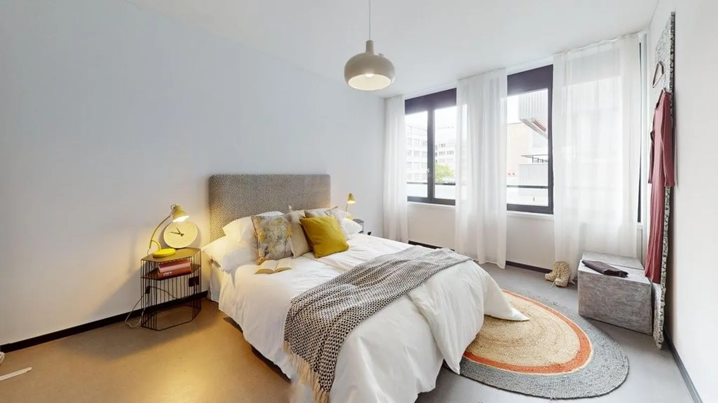 Oasis de bien-être : Emménagez dans un appartement moderne de 3,5 pièces dans un emplacement privilégié - Photo 1 sur 7