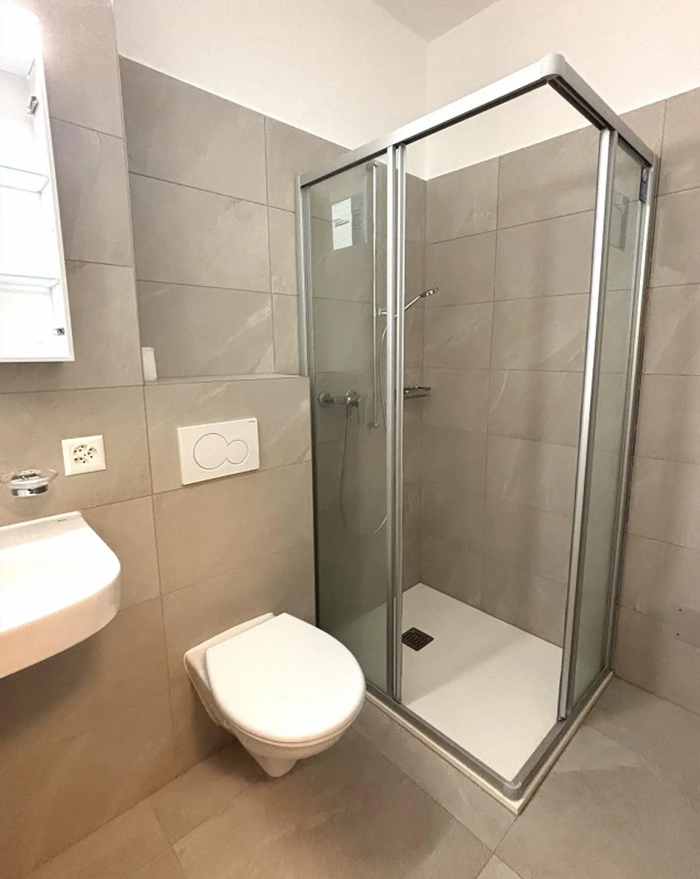 Elegant furnished two-room apartment in a convenient and quiet area - Photo 13 of 13