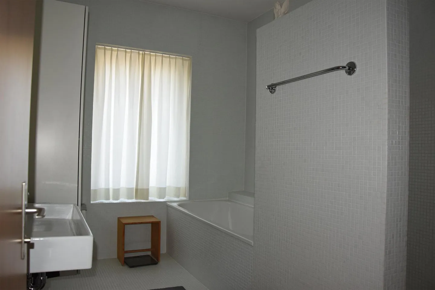 Ökologisches Raumwunder mit Carport/Nebengebäude - Foto 12 von 18