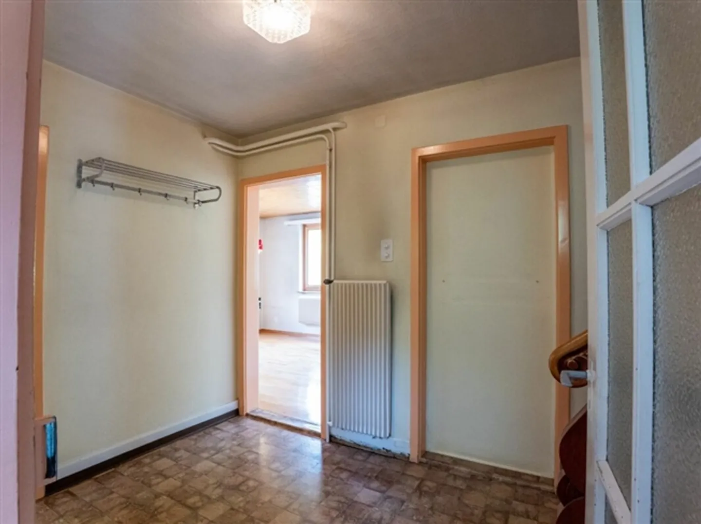 Terrain constructible ensoleillé de 1'943 m² avec un potentiel d'utilisation polyvalent - Photo 10 sur 20