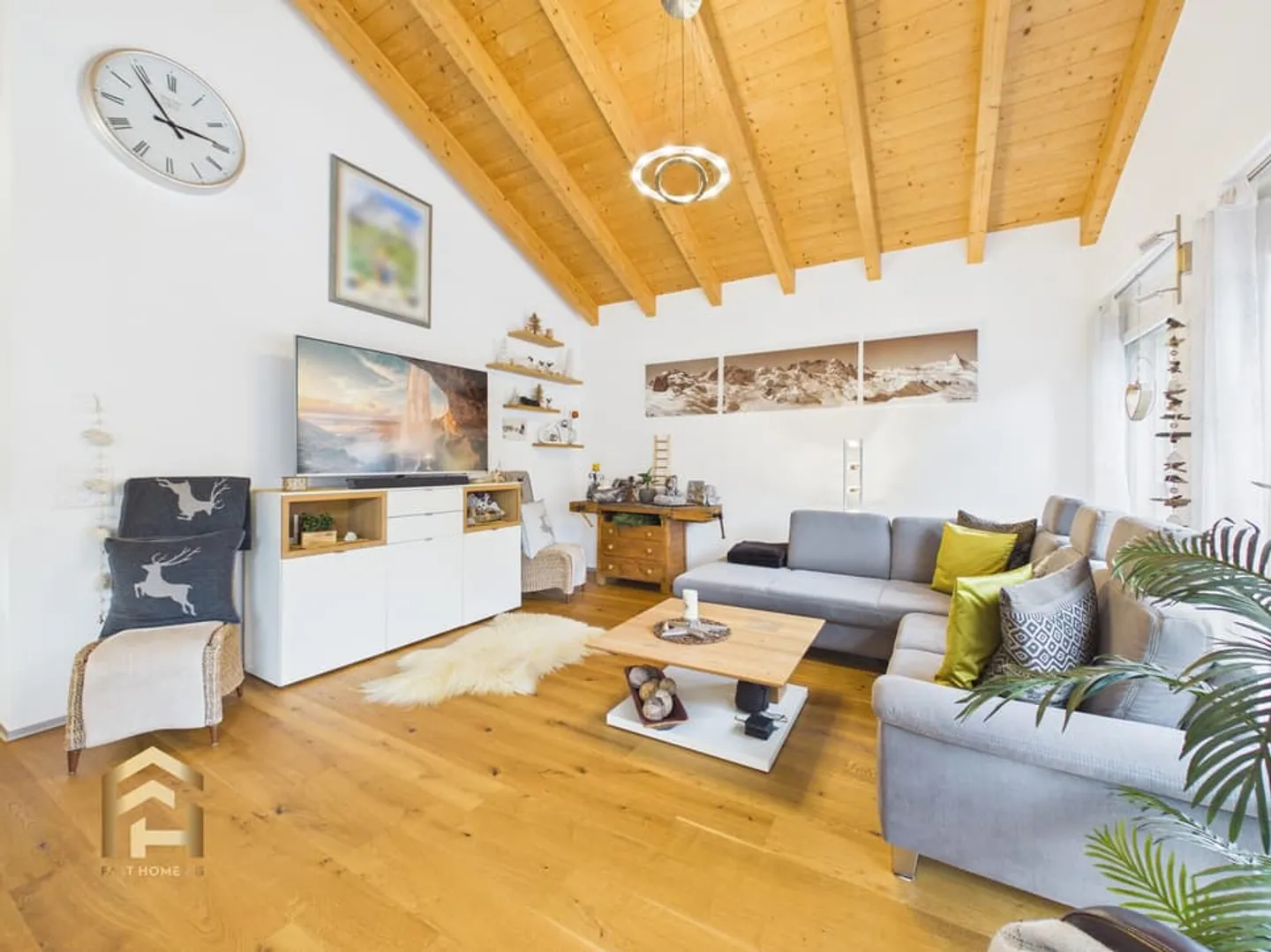 Appartamento duplex elegante di 5,5 stanze con due balconi - Foto 7 di 13