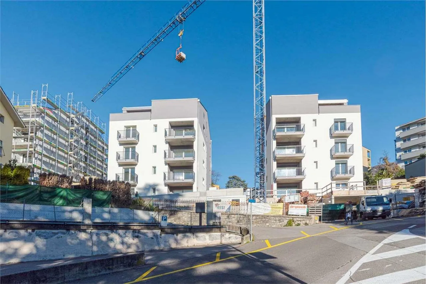 Nouveaux 3.5 pièces dans une résidence prestigieuse - Photo 1 sur 11