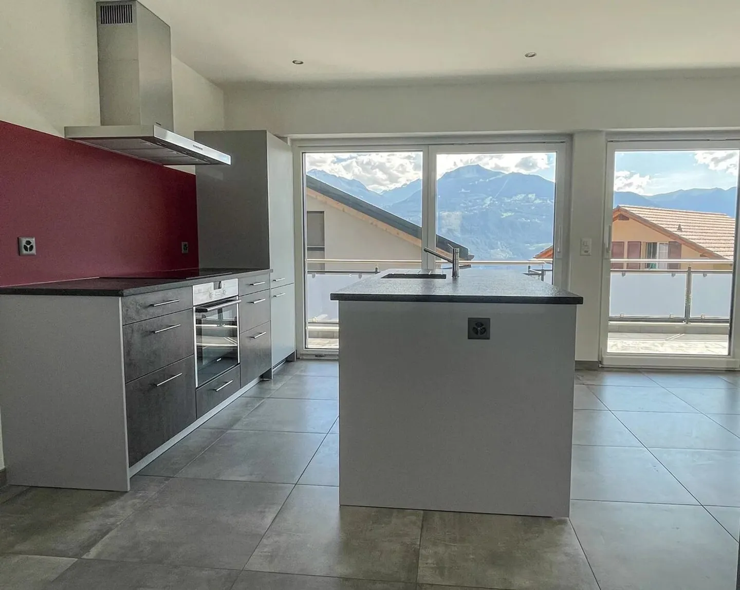 Charmant appartement 4.5 pièces - Photo 3 sur 8