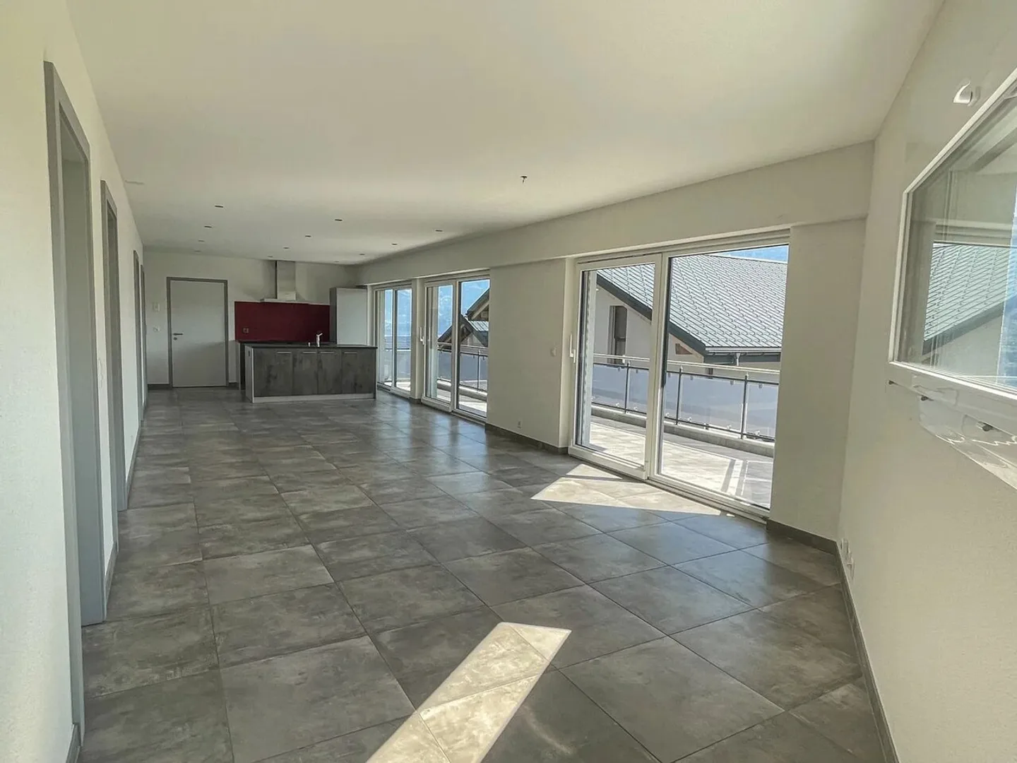 Charmant appartement 4.5 pièces - Photo 4 sur 8