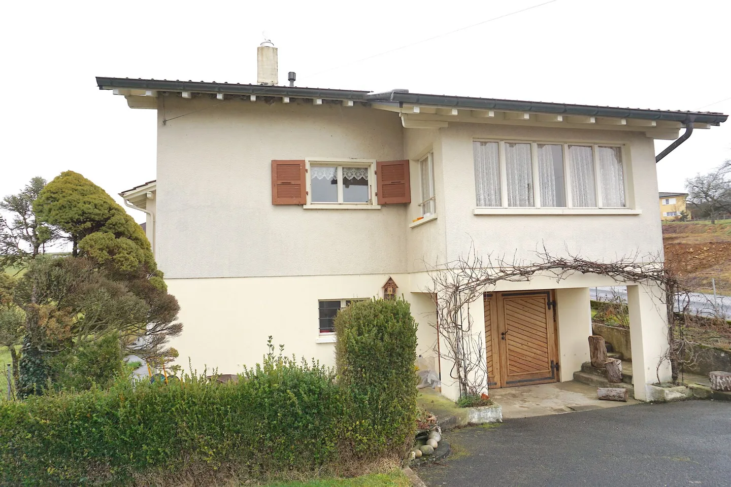 RESERVE - ARI-232 Maison individuelle de 5,5 pièces avec pavillon de jardin - Photo 3 sur 15