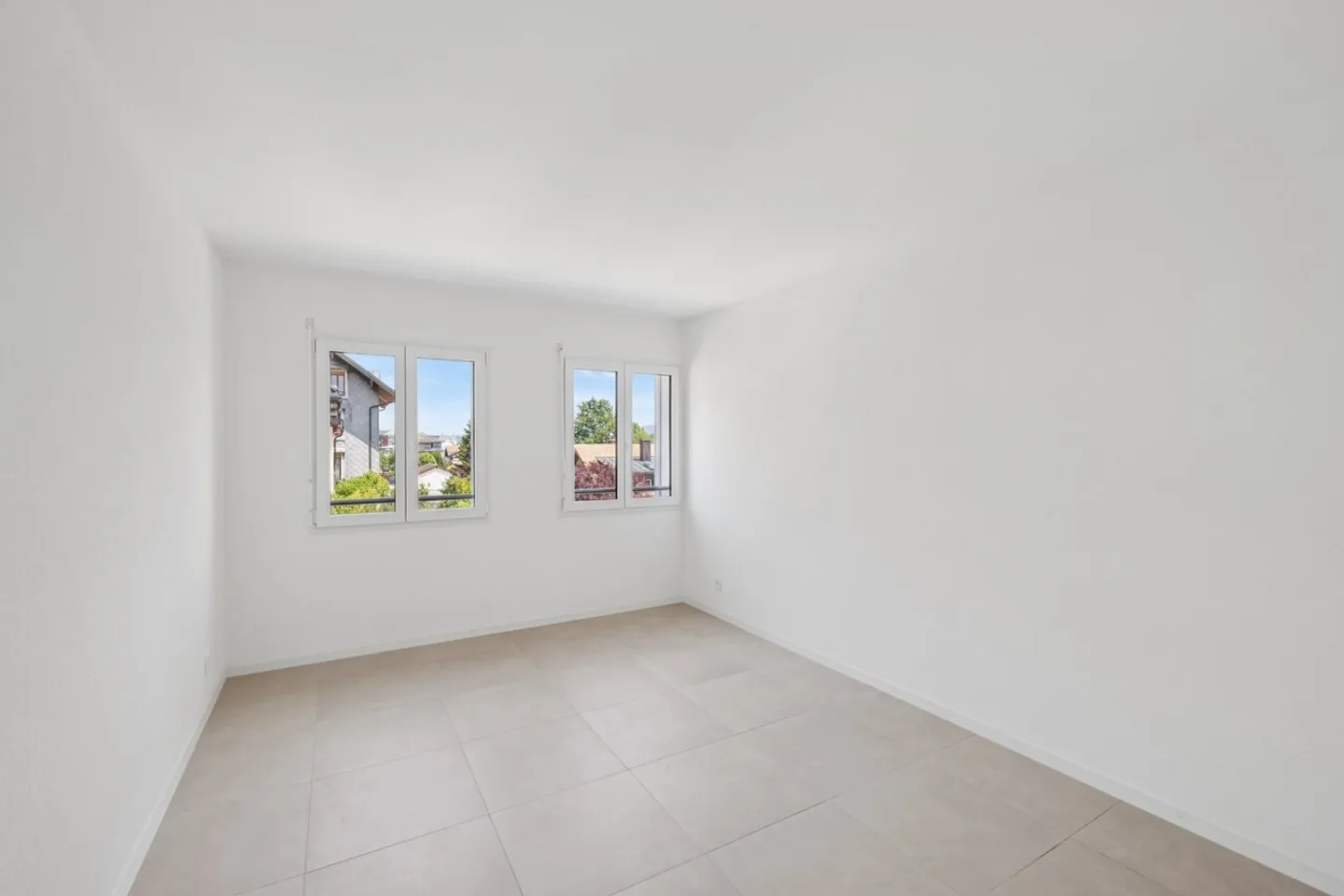 Appartamento luminoso di 3,5 stanze - MINERGIE - Foto 4 di 10