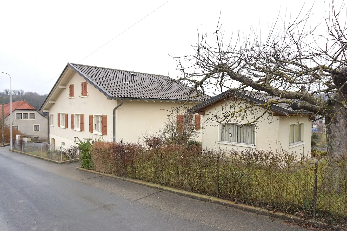 RESERVE - ARI-232 Maison individuelle de 5,5 pièces avec pavillon de jardin - Photo 14 sur 15