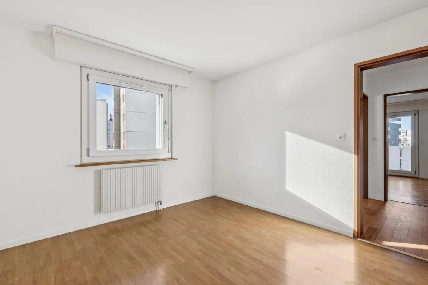 Appartement spacieux à Bulle - Photo 5 sur 8