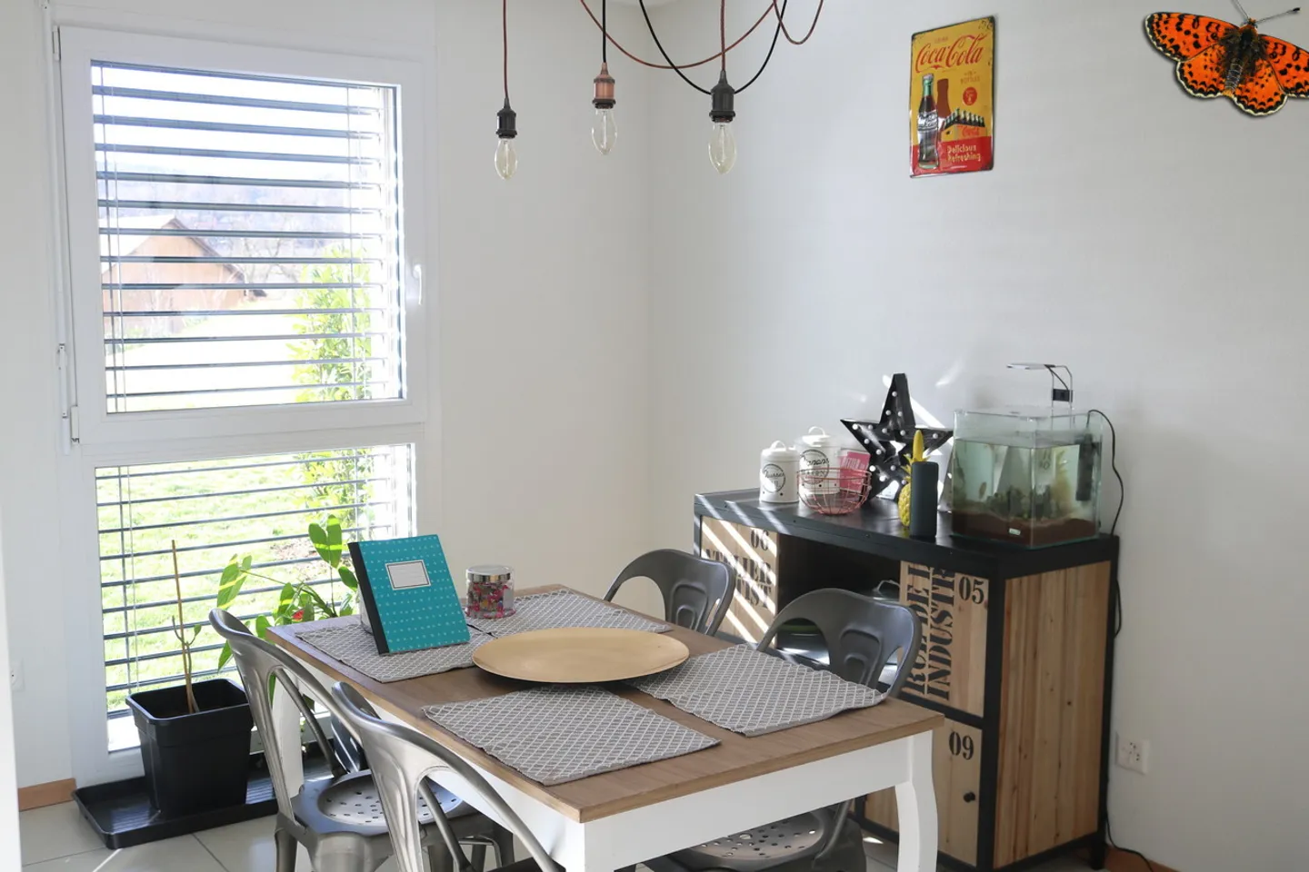 2 ½ ZIMMER - Mit einer Terrasse - Foto 6 von 9