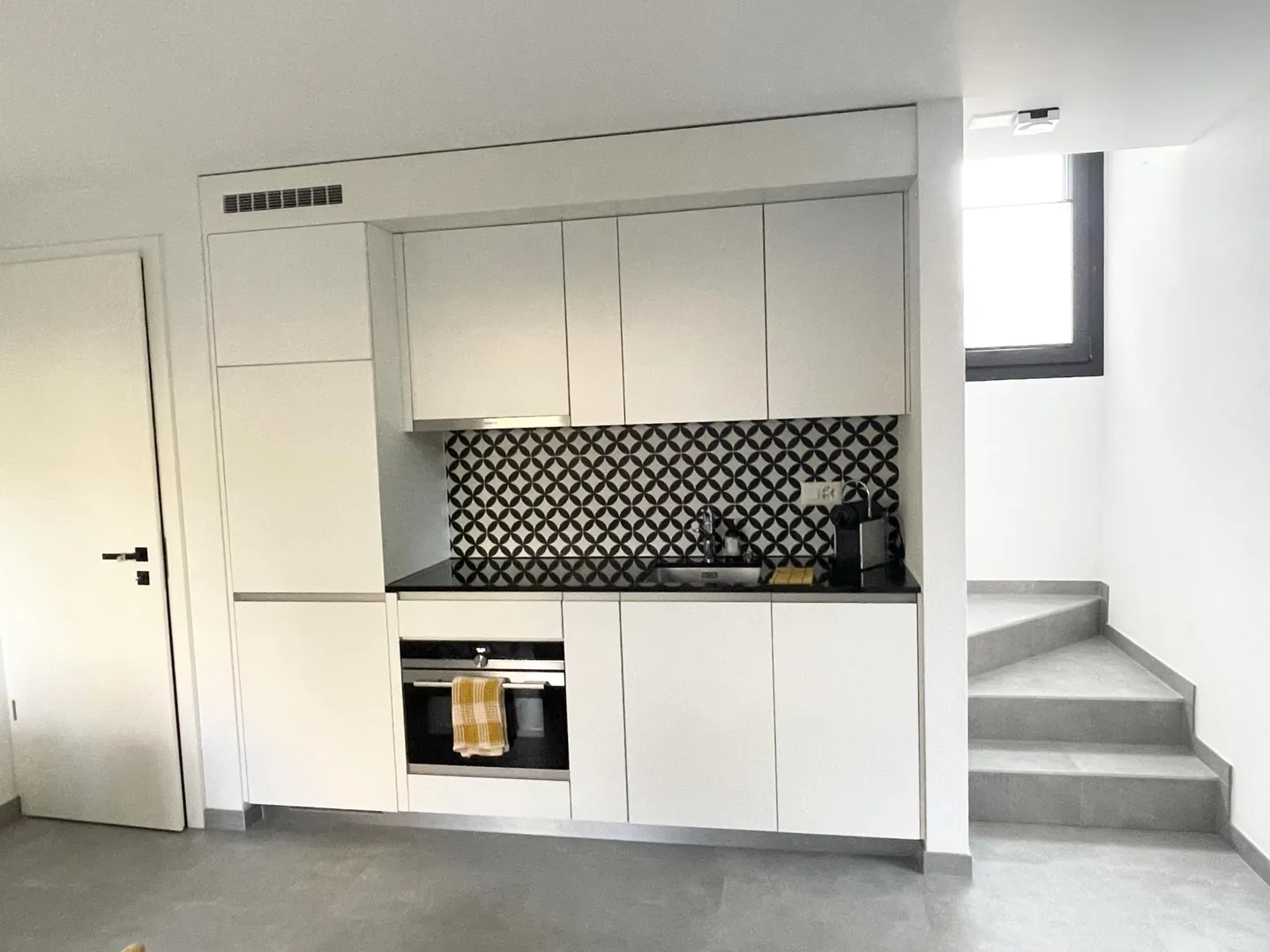 Charming 2-room duplex apartment - Photo 3 of 8