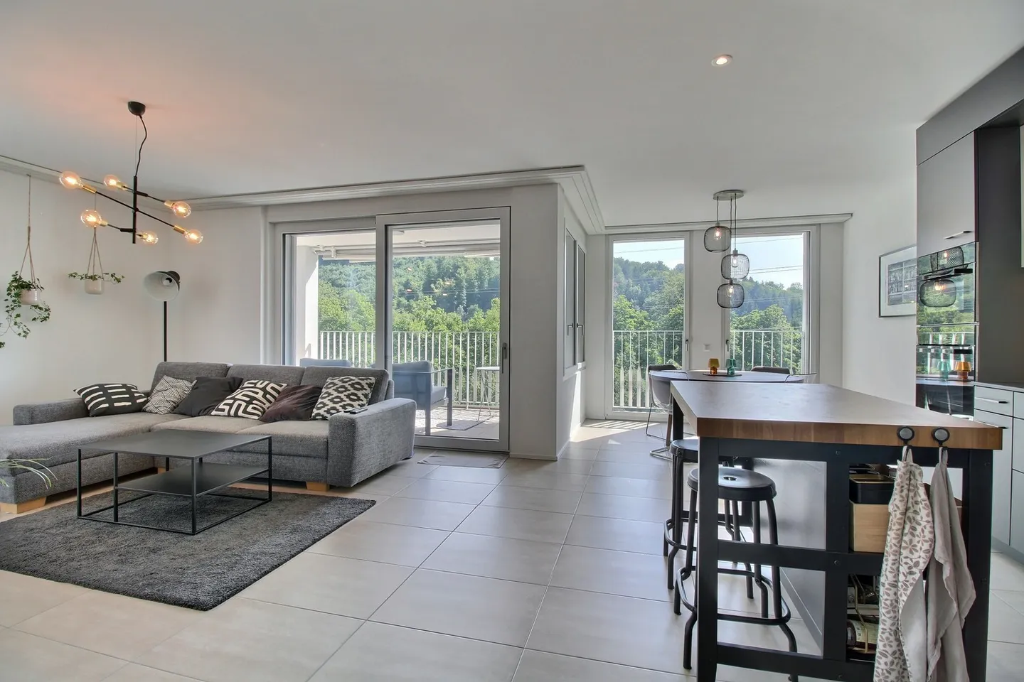 Magnificent 3.5-room apartment for rent - Photo 6 of 11