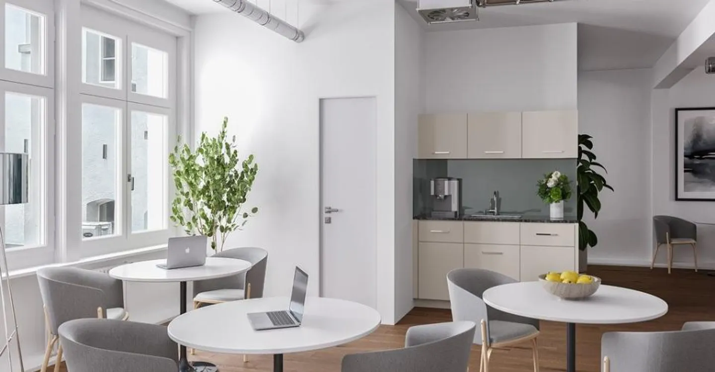 Nuovo ufficio o spazio per studio in affitto nel centro città! - Foto 5 di 9
