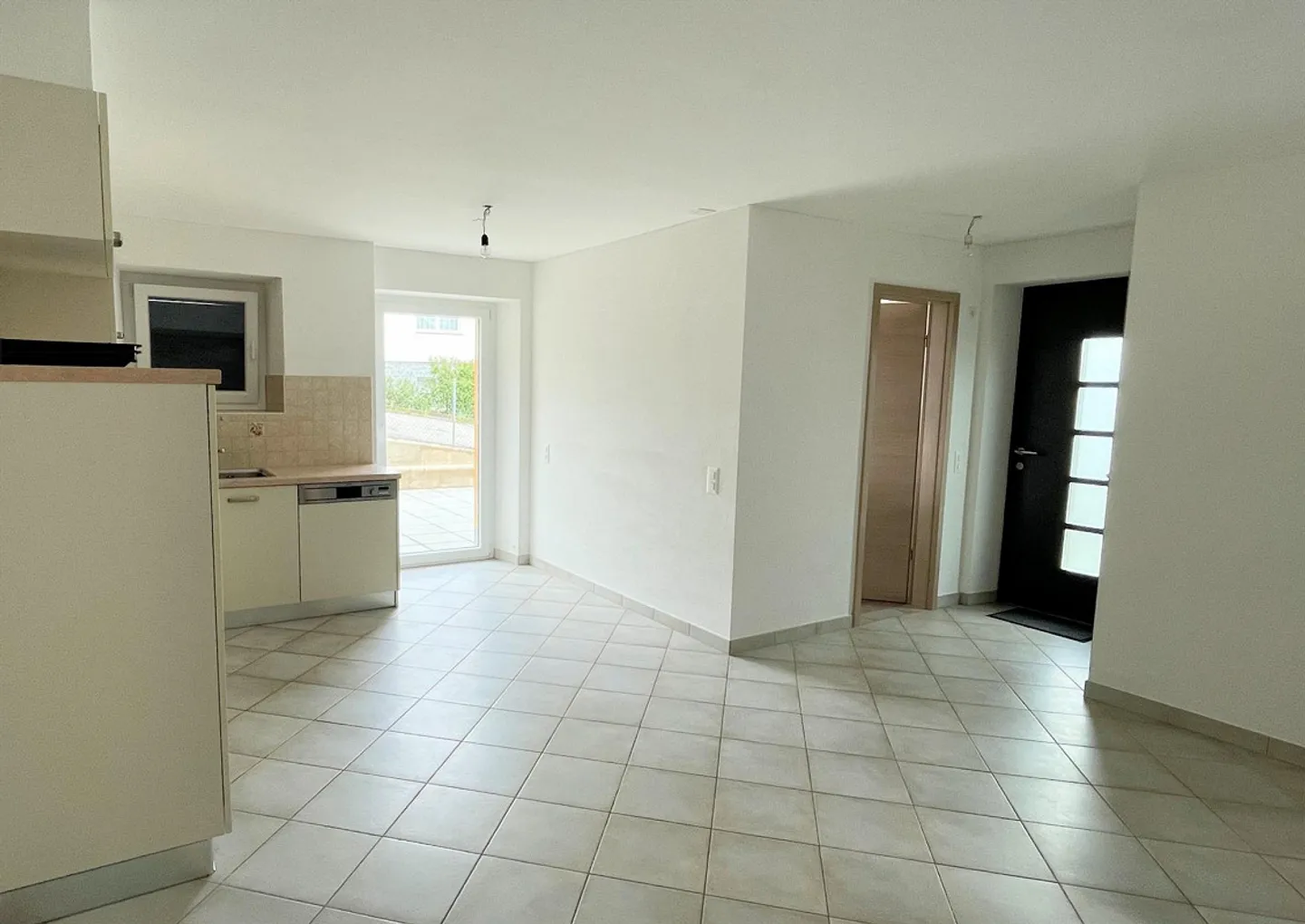 Vollständig renovierte Villa nur 15 Minuten von Bellinzona entfernt - Foto 6 von 12