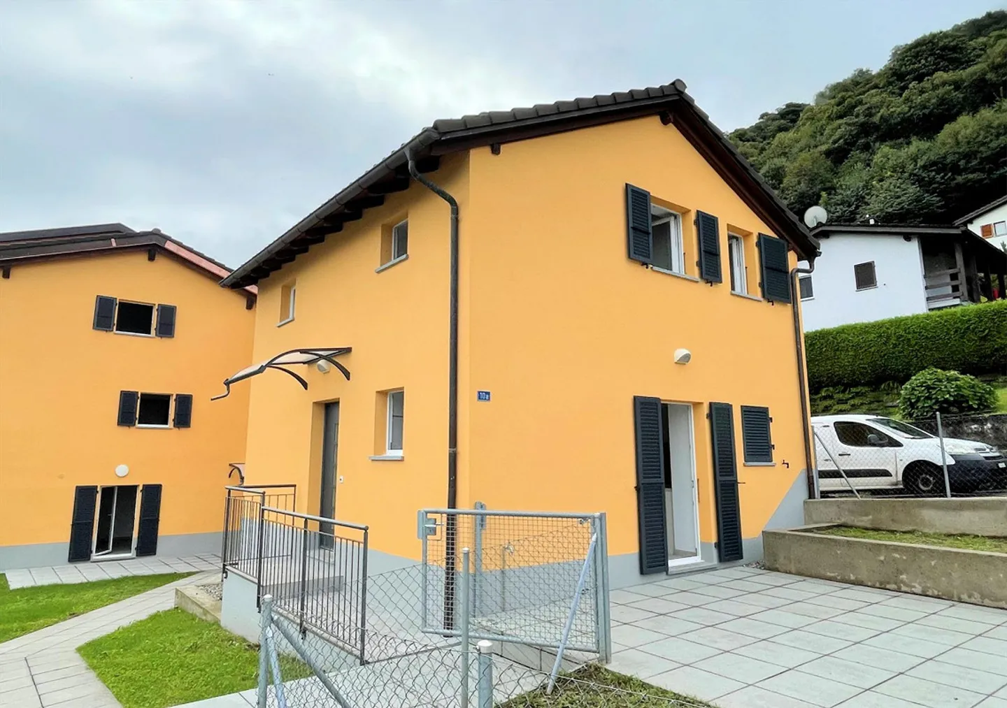 Vollständig renovierte Villa nur 15 Minuten von Bellinzona entfernt - Foto 2 von 12