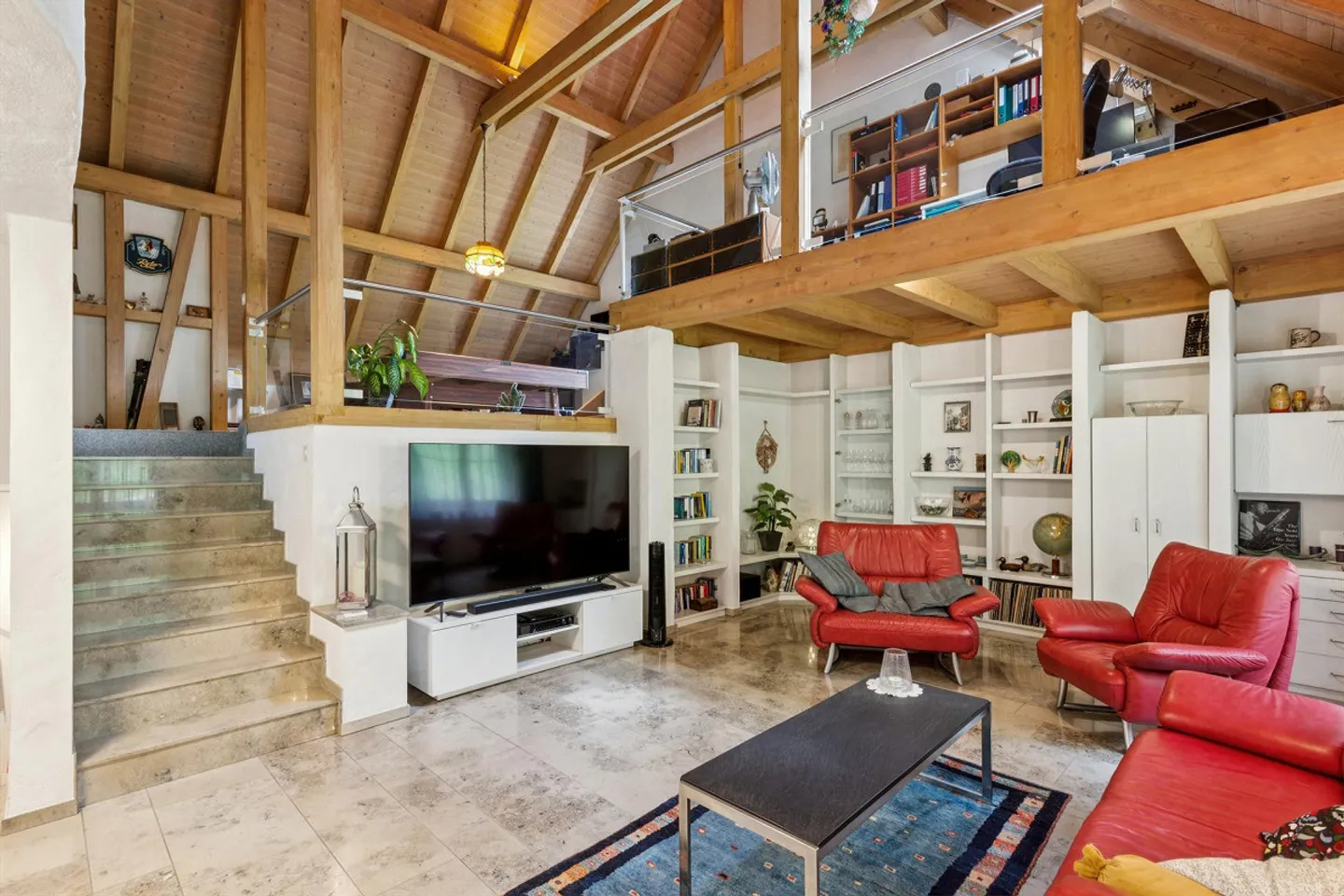 2 Lots, 1 Home, Endless Possibilities - Photo 2 of 10