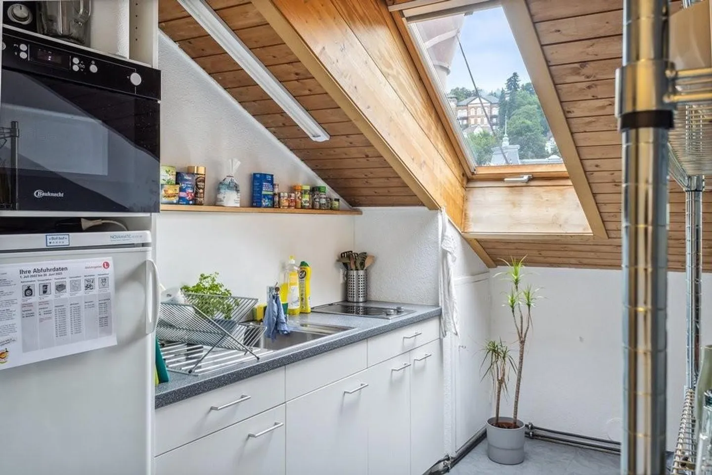 Room in Shared Apartment - Central Location - Photo 3 of 5