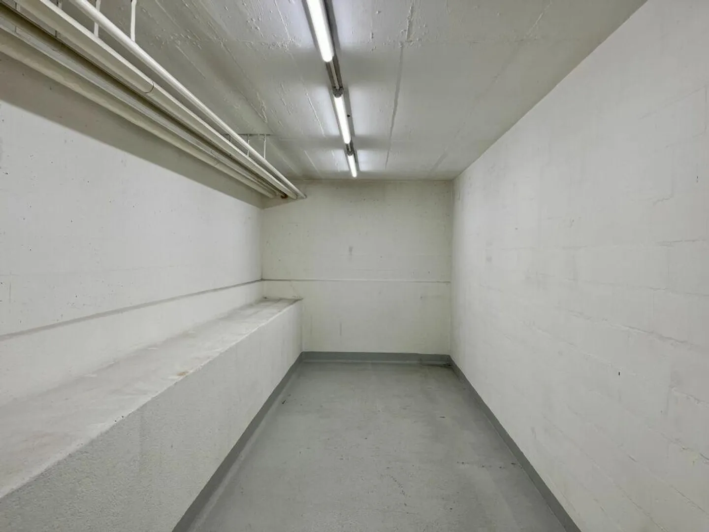 Espace de stockage polyvalent dans un emplacement privilégié à Ebikon - Photo 5 sur 7