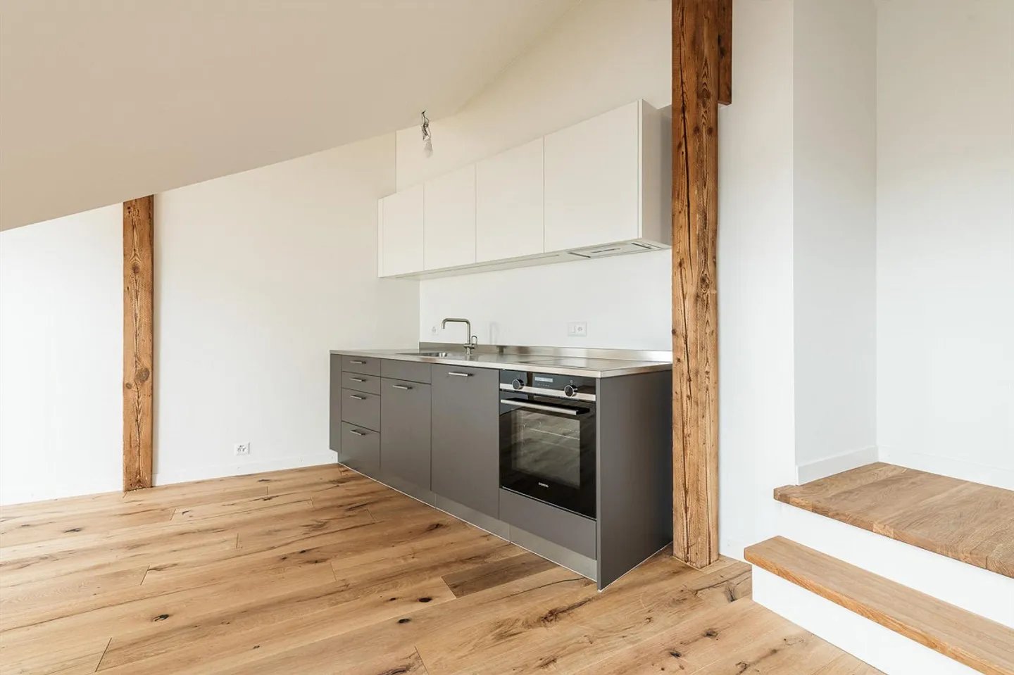 2.5 Room Apartment in Winterthur - Photo 3 of 10