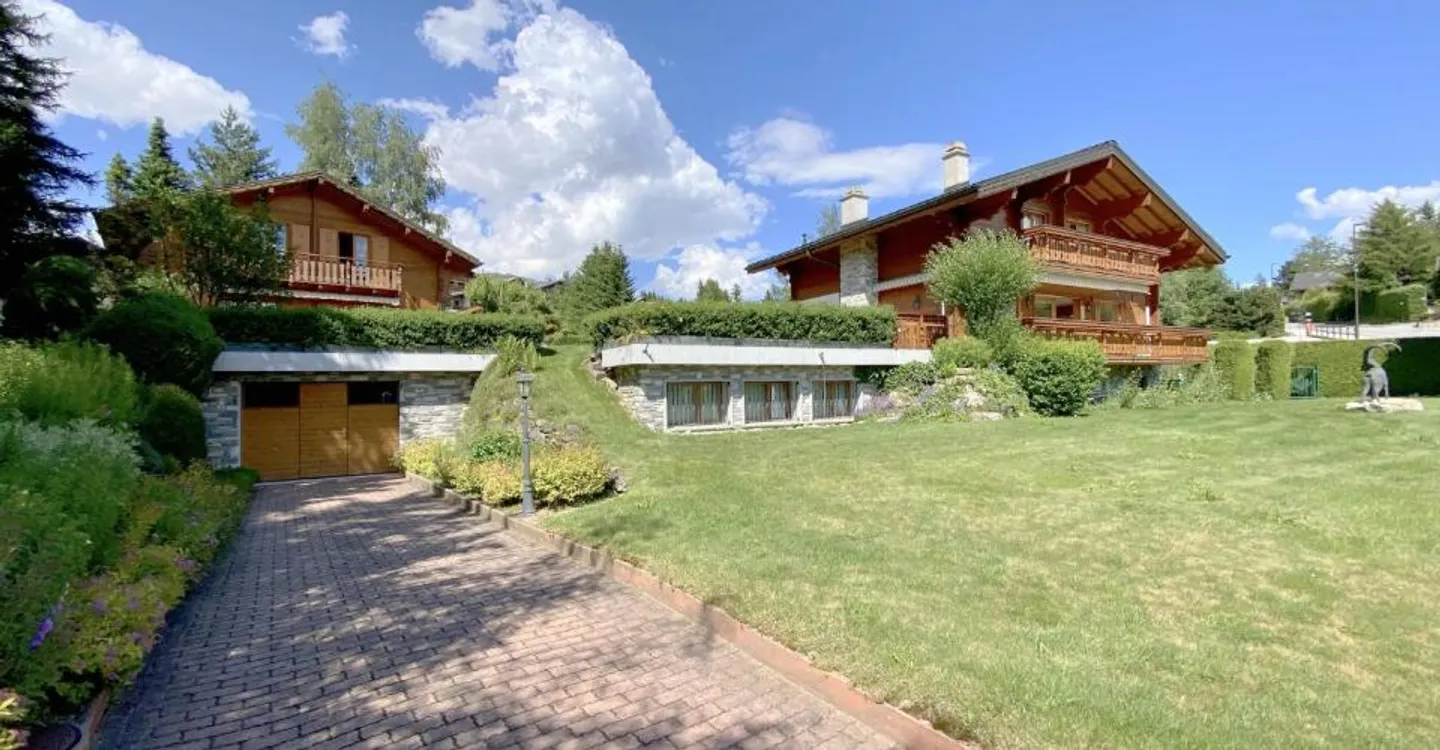 Complexe de Chalets à Crans-Montana - Photo 2 sur 13