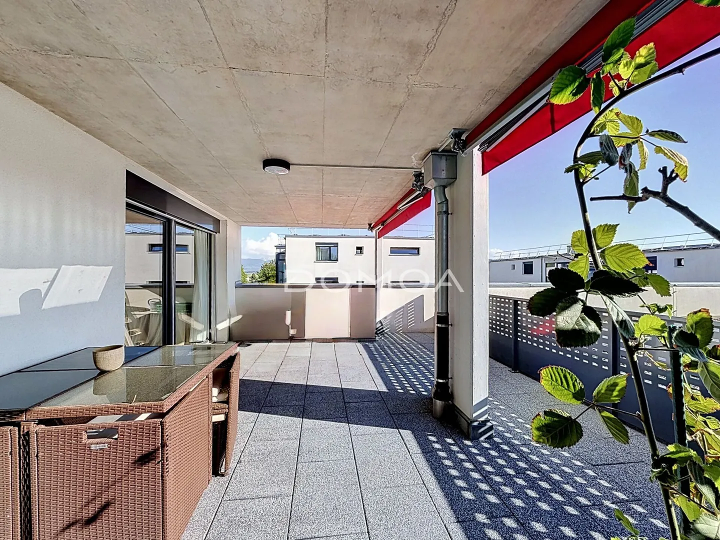 Beautiful 4.5-room apartment with large terrace - Photo 1 of 9