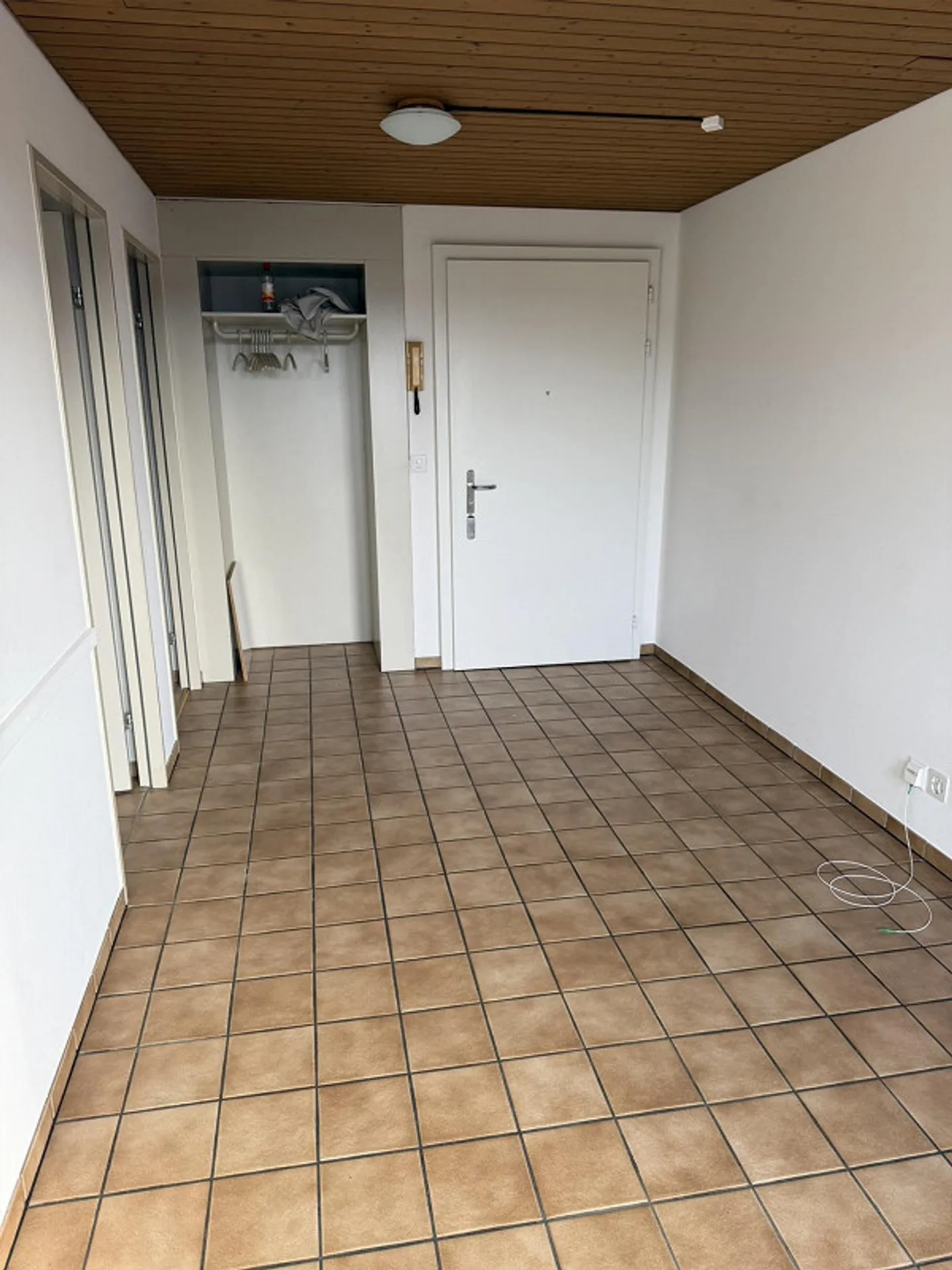 Ampio appartamento attico di 4,5 stanze con giardino sul tetto - Foto 12 di 17